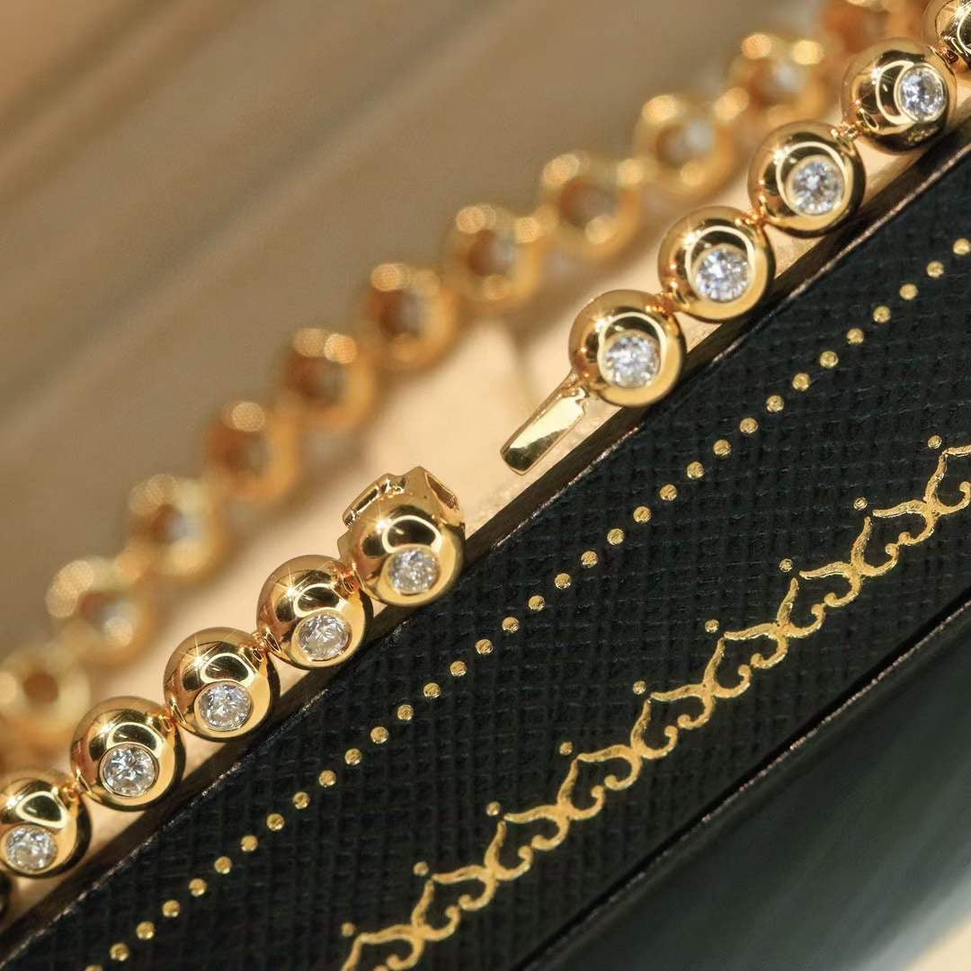 Classic Round Diamond Bracelet