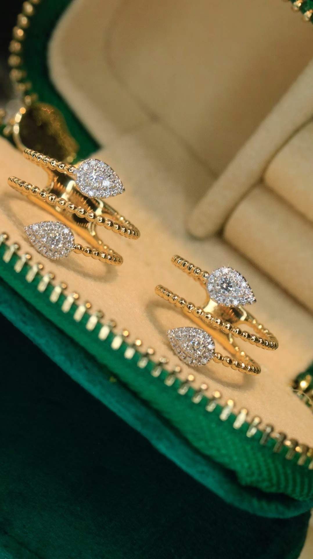 Luxury Double Teardrop Diamond Ring