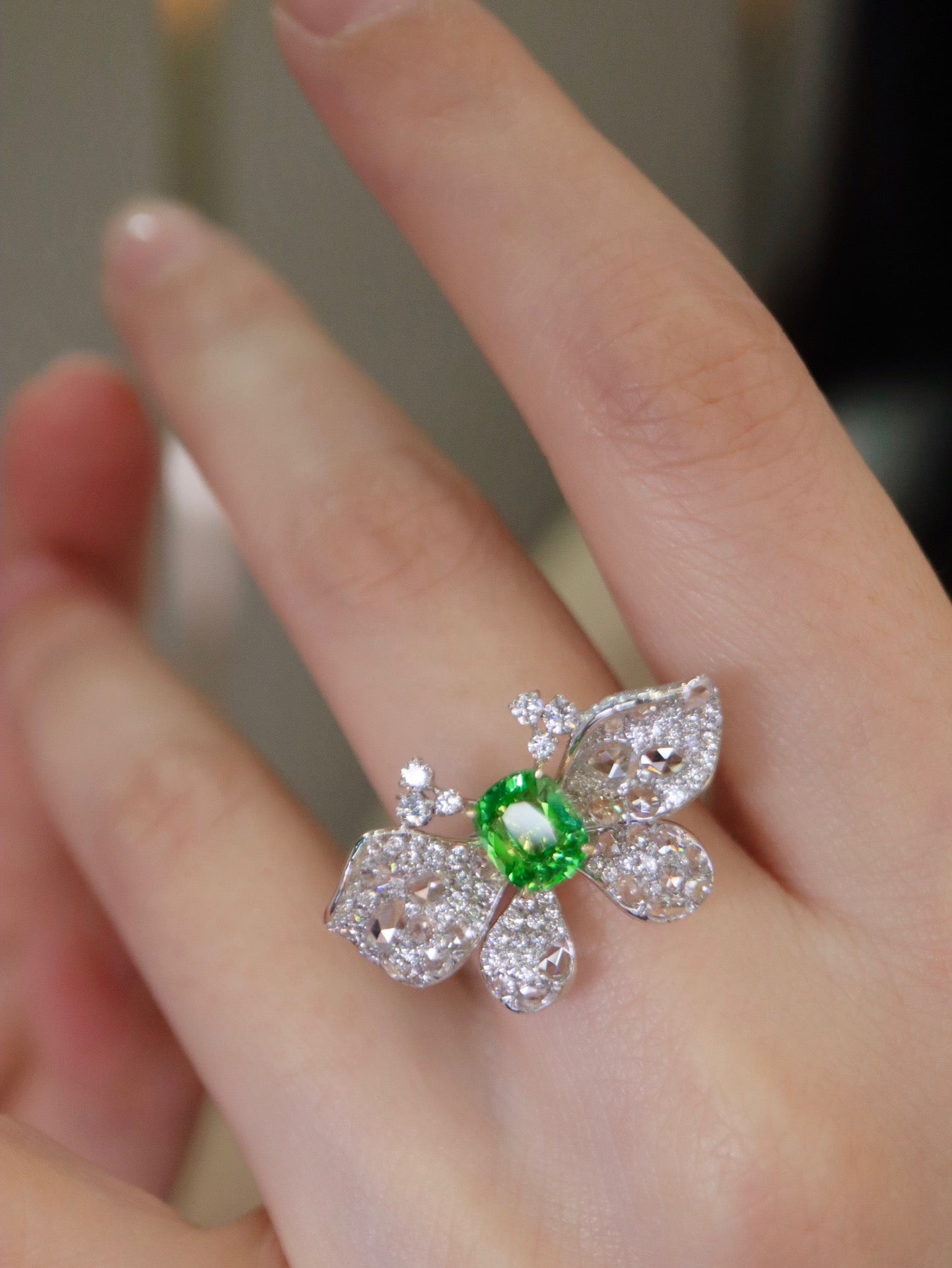 Butterfly Design 1.20ct Tsavorite Garnet 18K Gold Diamond Ring