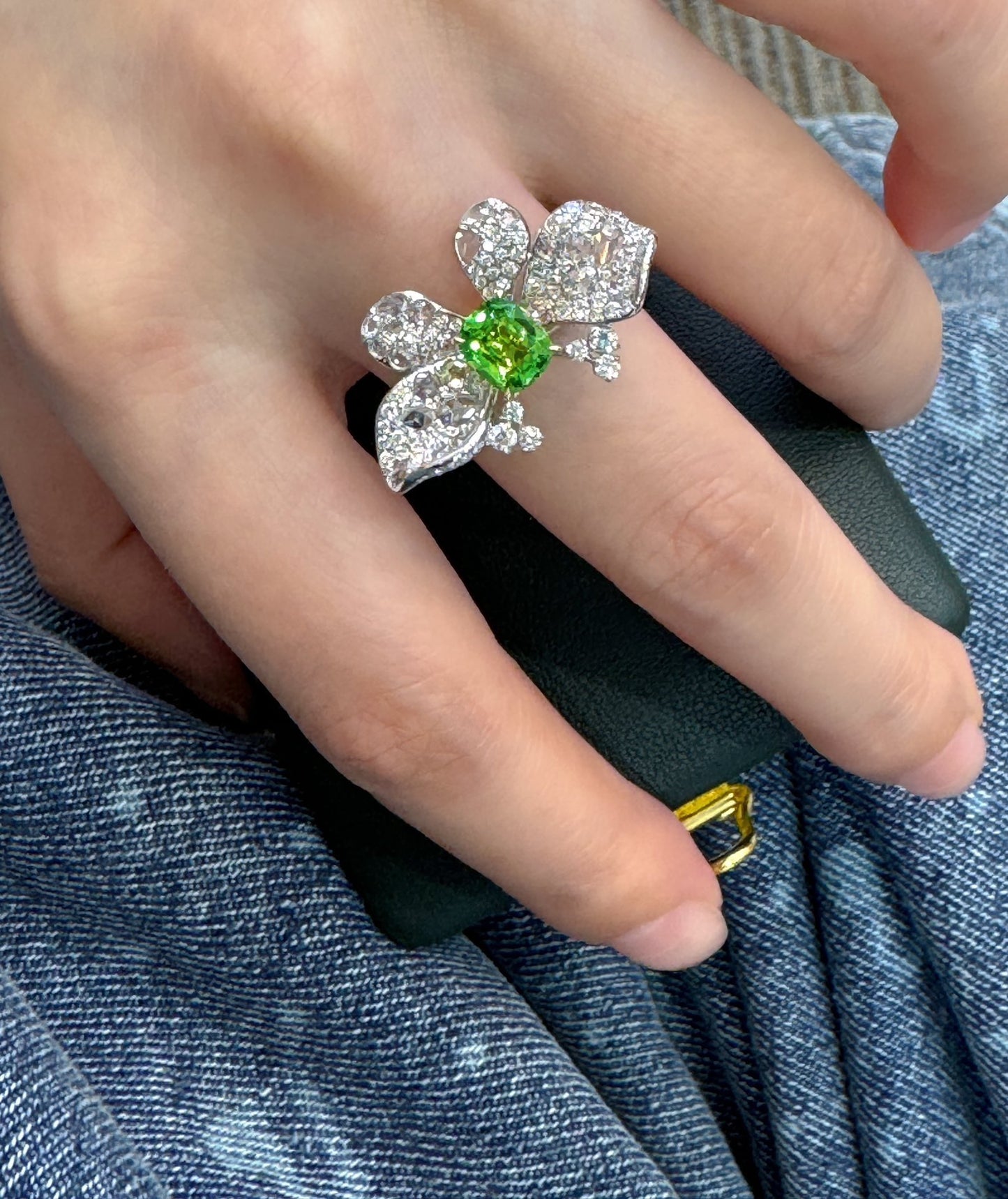 Butterfly Design 1.20ct Tsavorite Garnet 18K Gold Diamond Ring