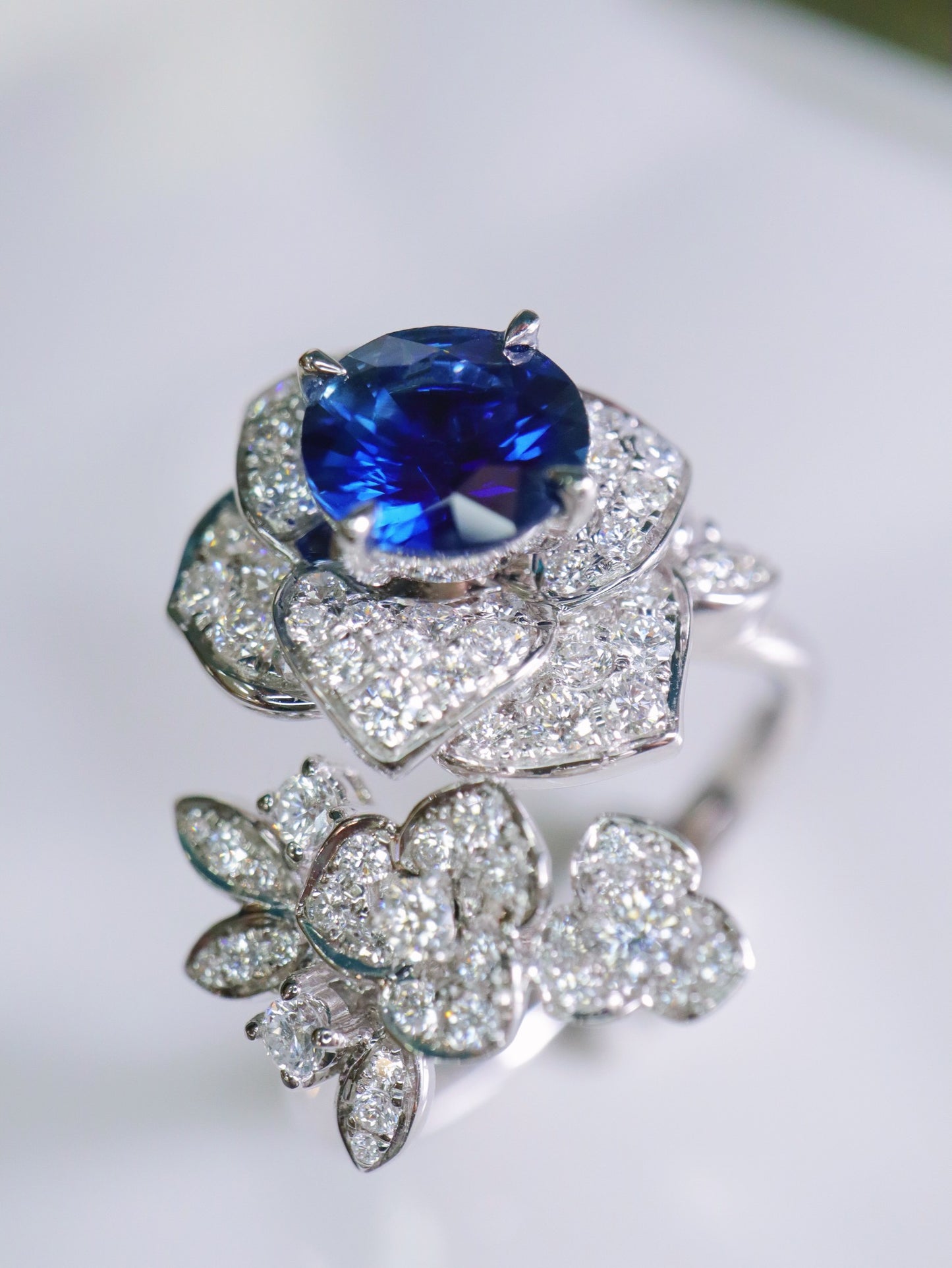Regal 1.24ct Royal Blue Sapphire 18K Gold Diamond Ring