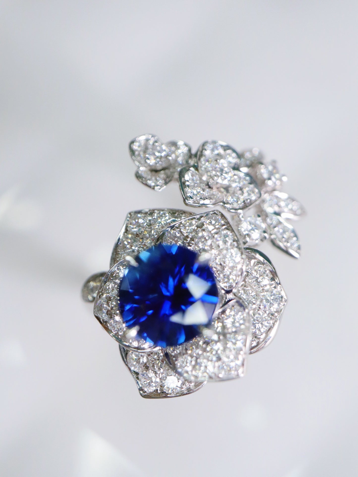 Regal 1.24ct Royal Blue Sapphire 18K Gold Diamond Ring