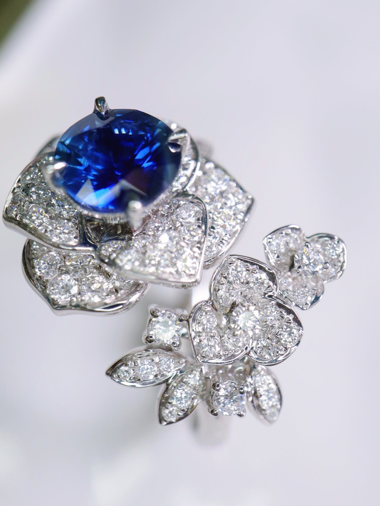 Regal 1.24ct Royal Blue Sapphire 18K Gold Diamond Ring