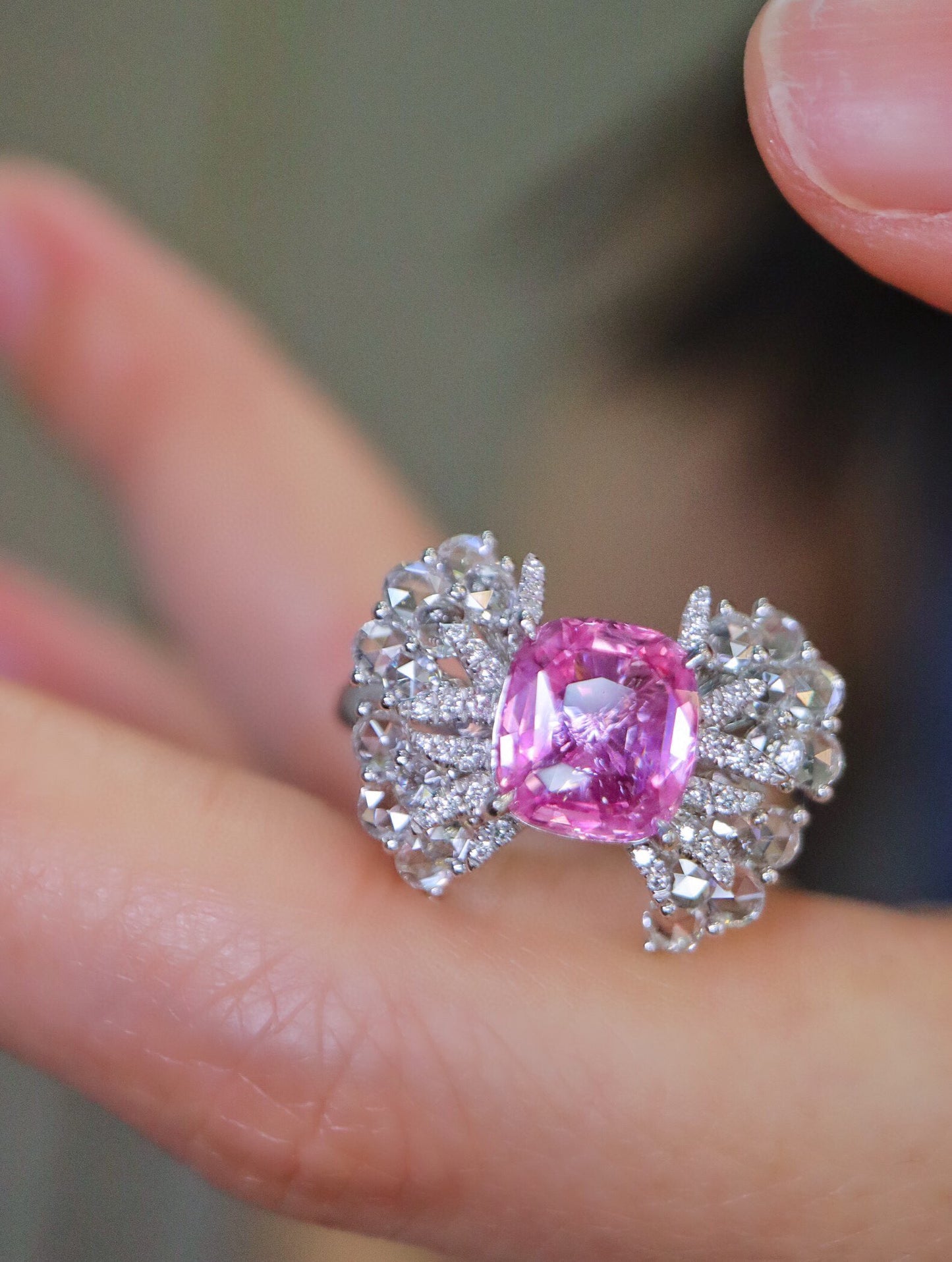 Enchanting 2.04ct Pink Sapphire Butterfly 18K Gold and Diamond Ring