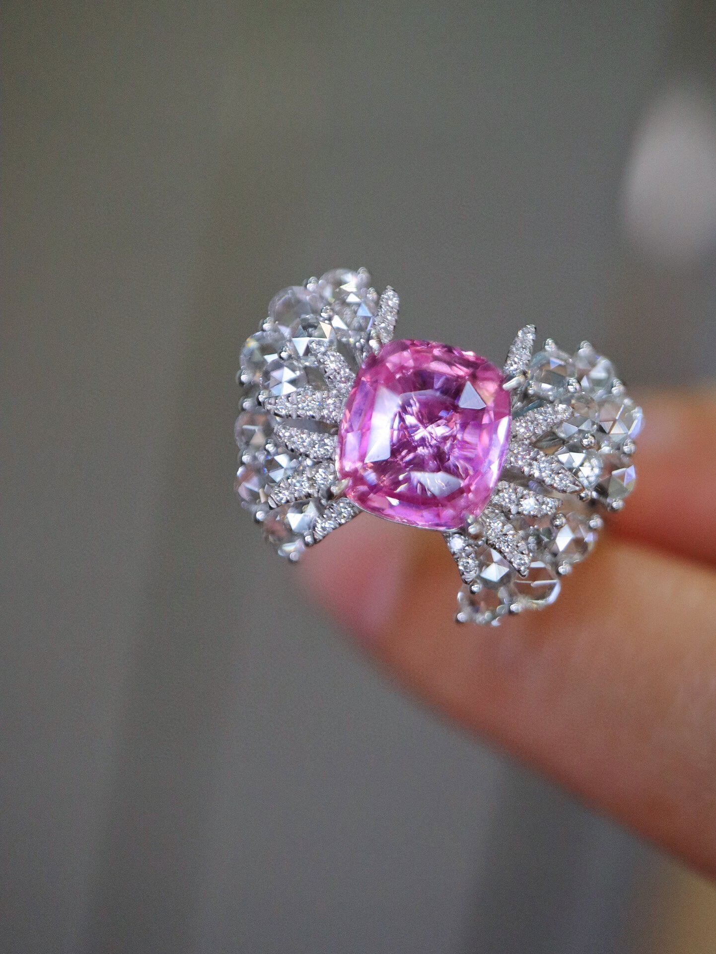 Enchanting 2.04ct Pink Sapphire Butterfly 18K Gold and Diamond Ring