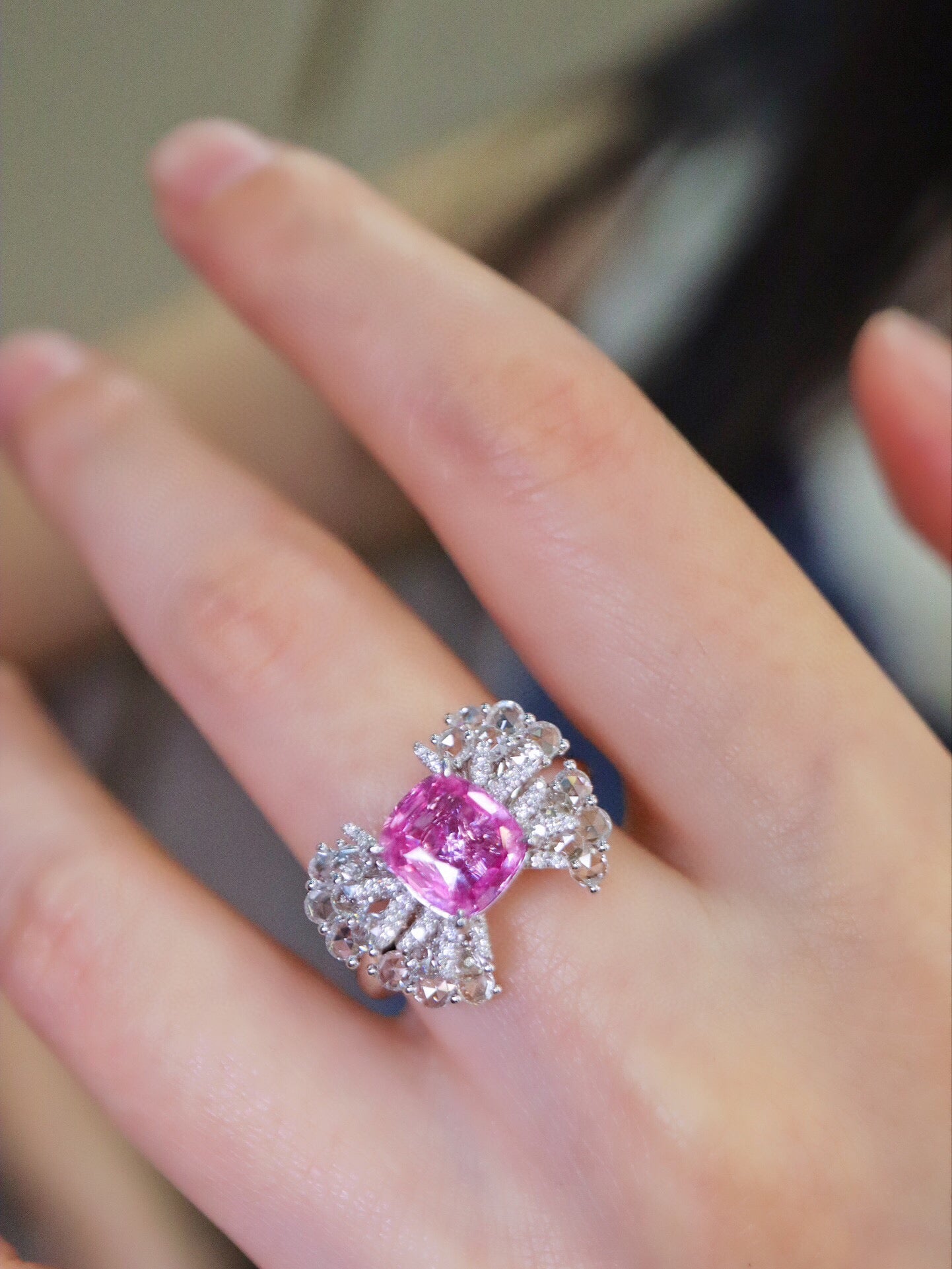 Enchanting 2.04ct Pink Sapphire Butterfly 18K Gold and Diamond Ring
