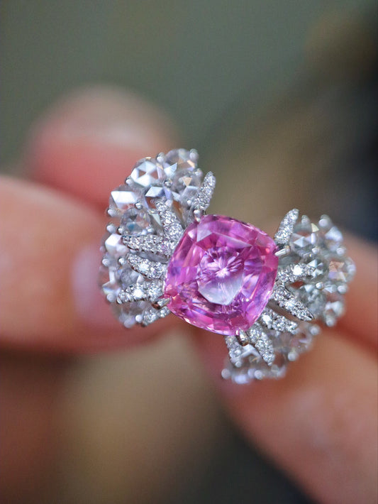 Enchanting 2.04ct Pink Sapphire Butterfly 18K Gold and Diamond Ring