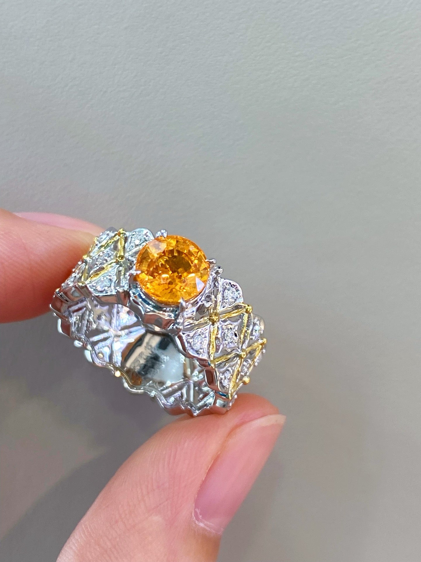 Fanta Fire – 1.75ct Natural Spessartine Garnet Ring