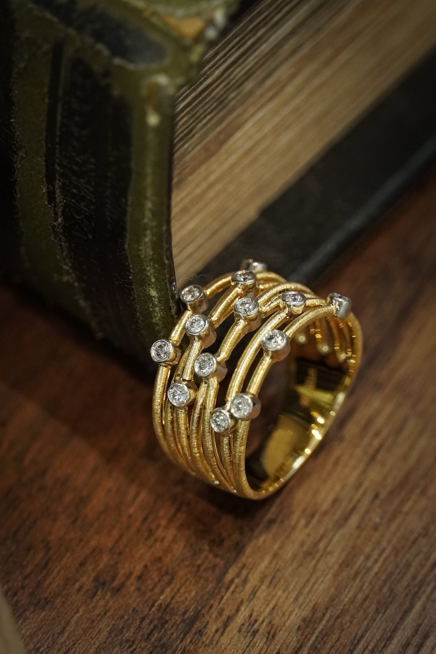 Serwa Jewellery | Brushed Bubble Ring｜Silken Light, Sculpted Elegance