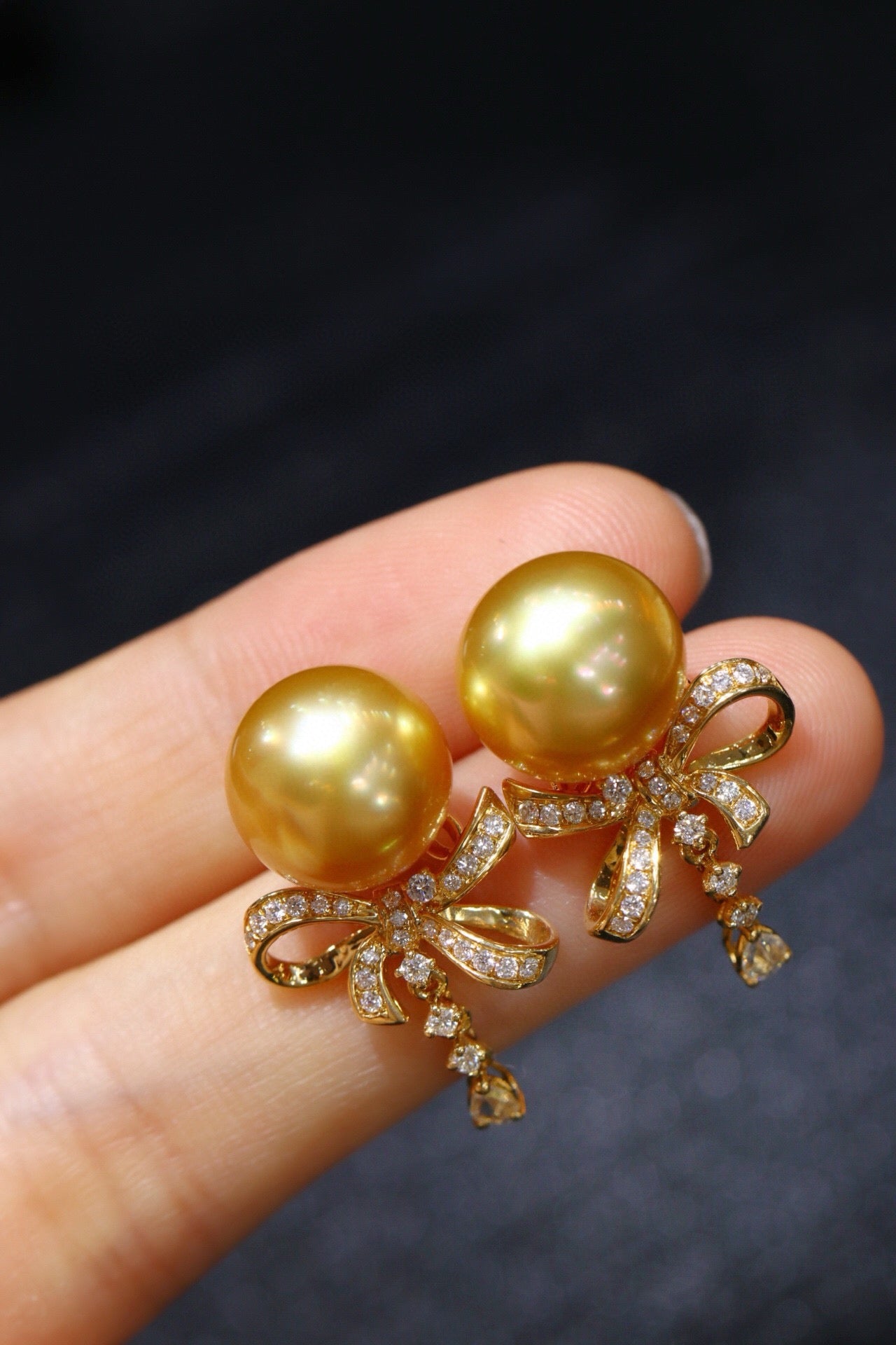 Serwa Jewellery | Golden Grace – South Sea Pearl Bow Earrings