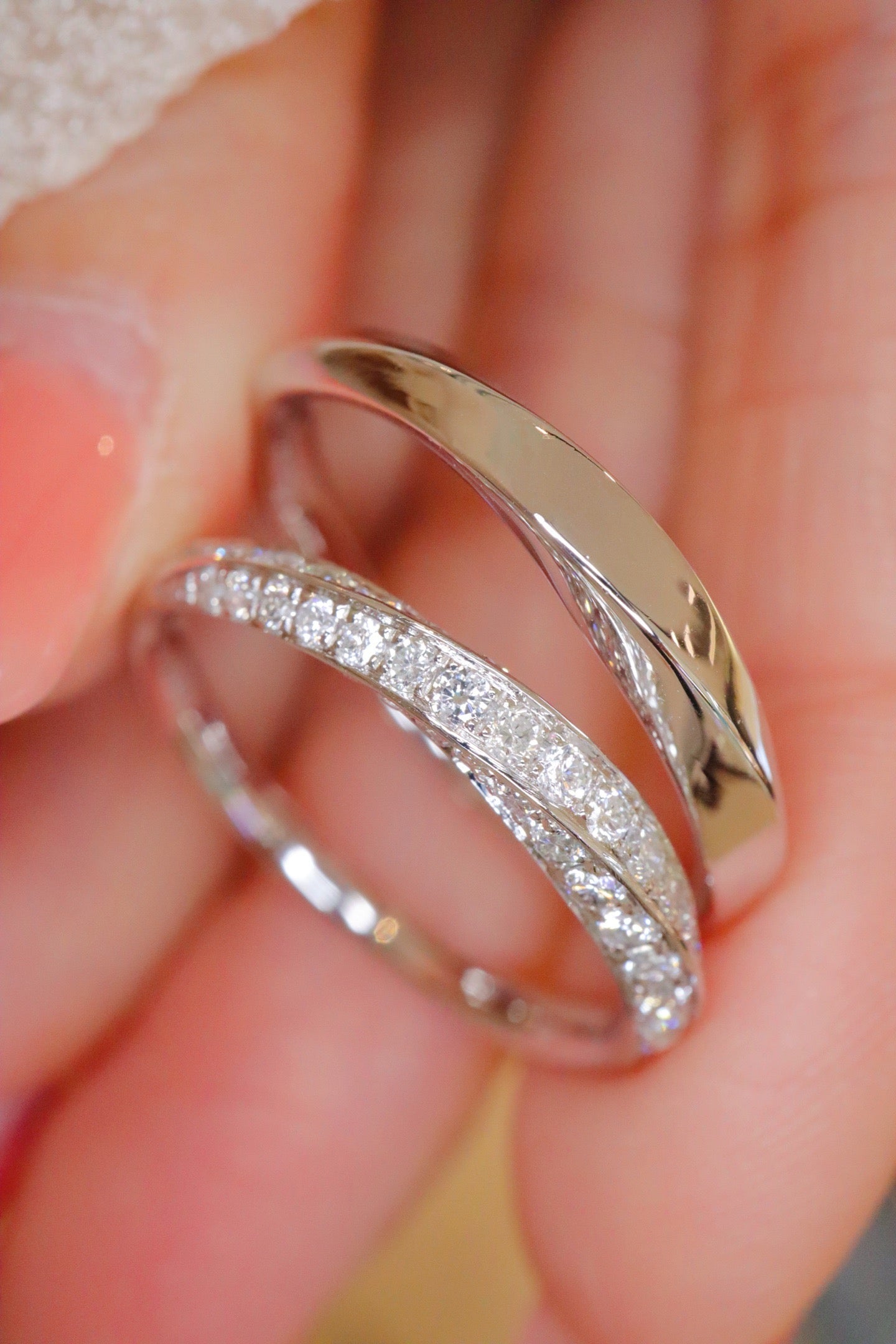 Serwa Jewellery | Wheel of Destiny – Platinum Diamond Couple Rings