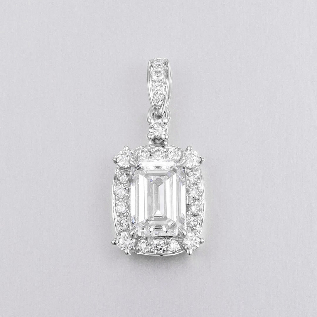Serwa Jewellery | Refined Aura – PT900 Lab-Grown Diamond Pendant