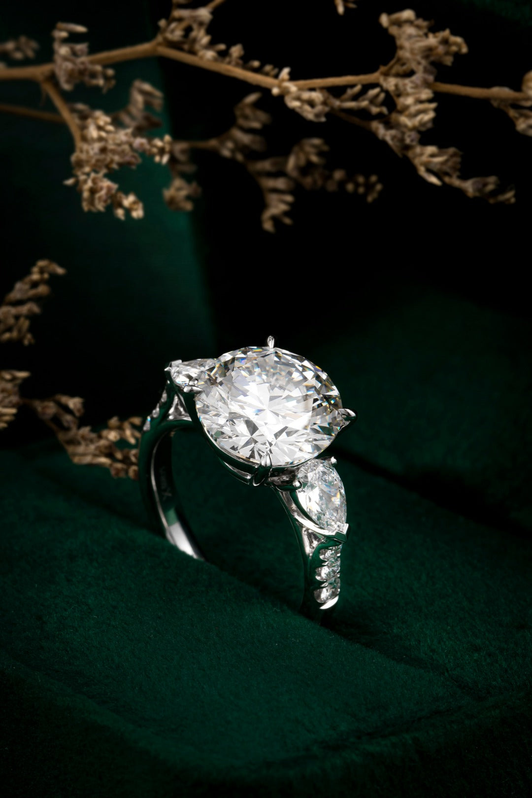 Serwa Jewellery | Grand Luminary – PT900 Lab-Grown Diamond Ring
