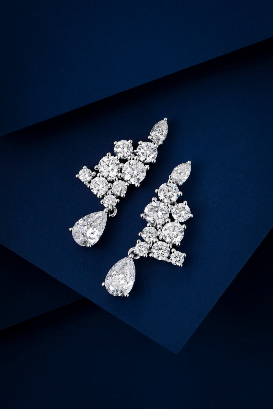 Serwa Jewellery | Luminous Cascade – 14K Gold Lab-Grown Diamond Earrings