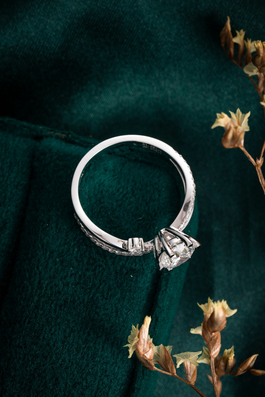 Serwa Jewellery | Gentle Interlace – PT900 Lab-Grown Diamond Ring