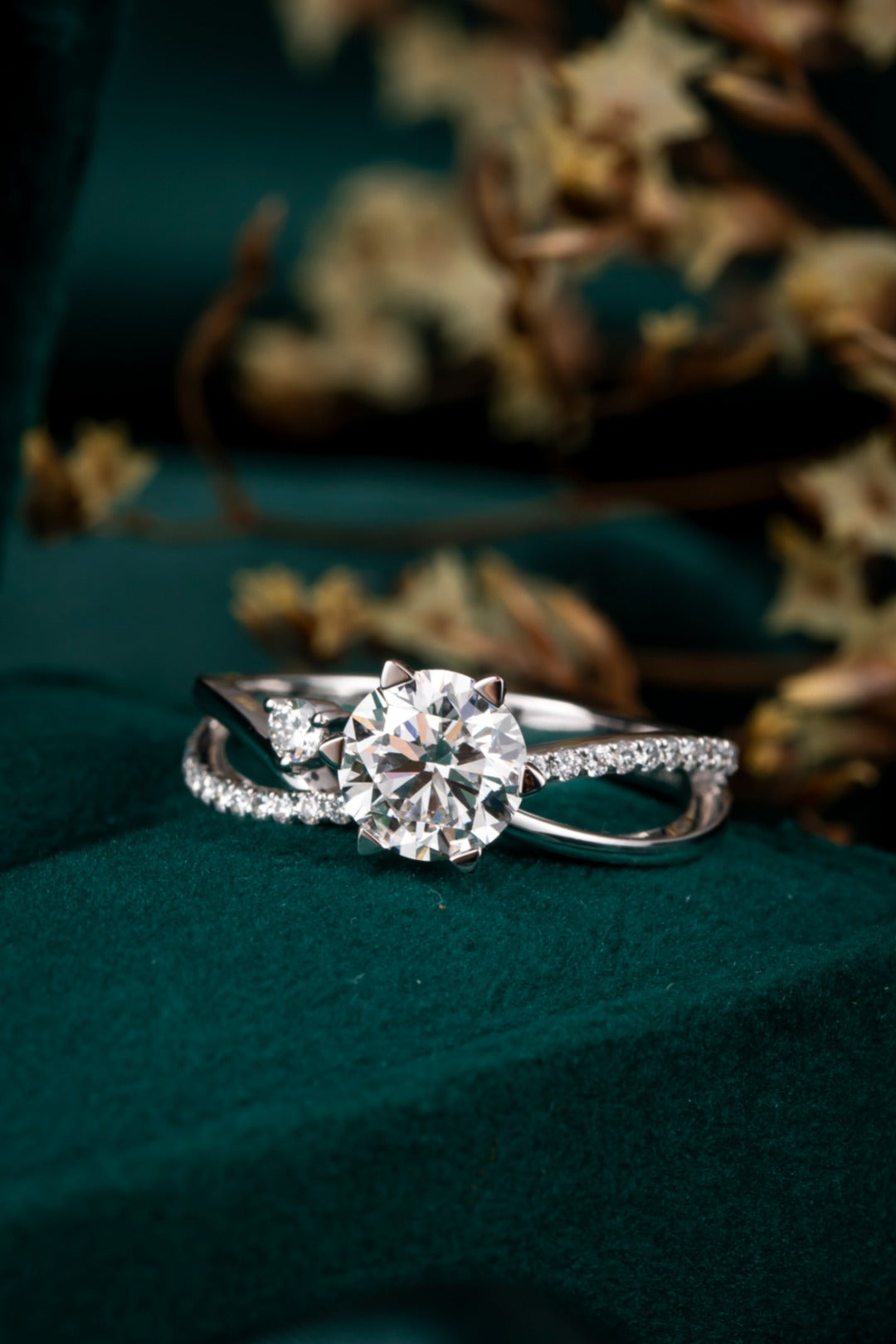 Serwa Jewellery | Gentle Interlace – PT900 Lab-Grown Diamond Ring