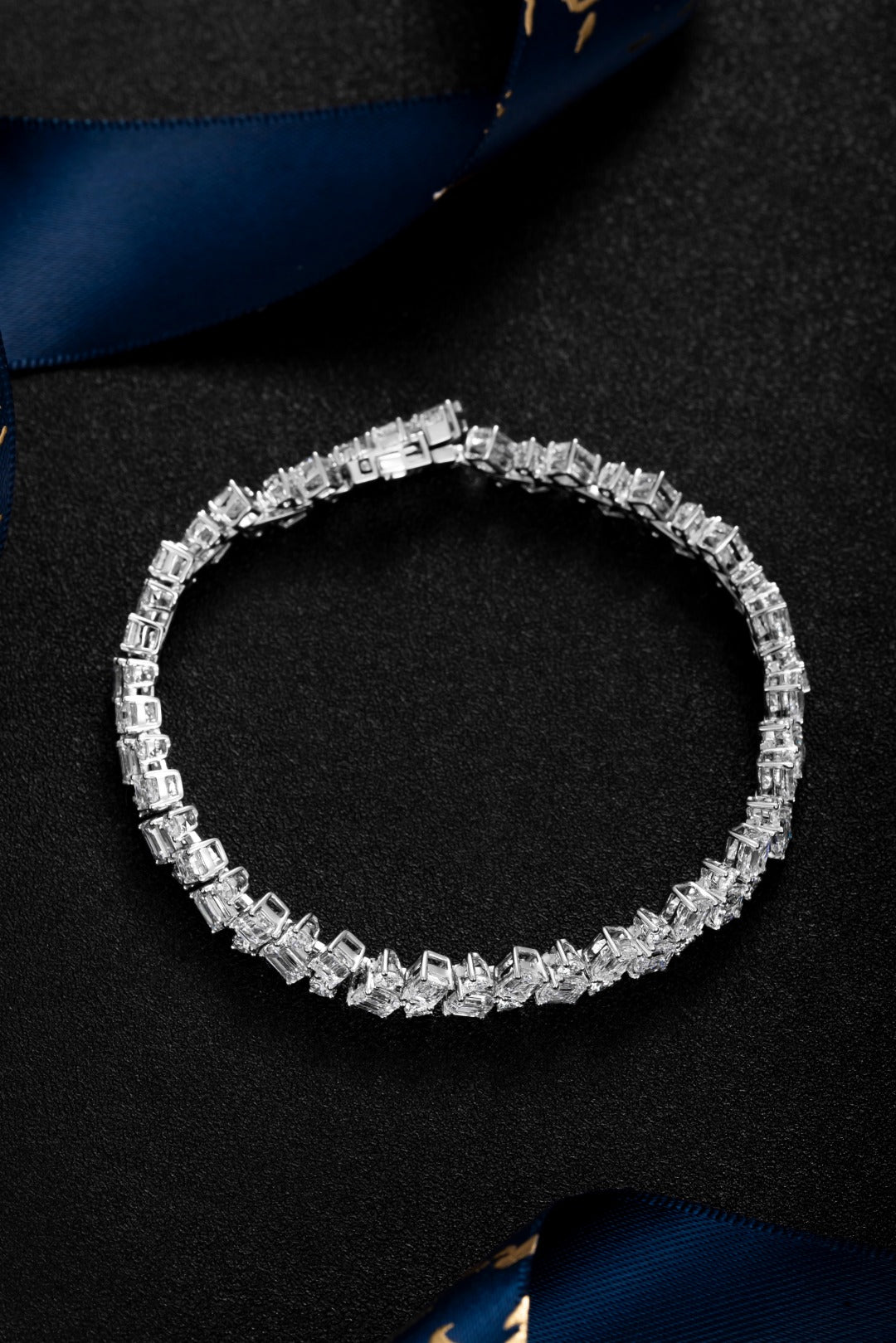 Serwa Jewellery | Architectural Brilliance – PT900 Lab-Grown Diamond Bracelet