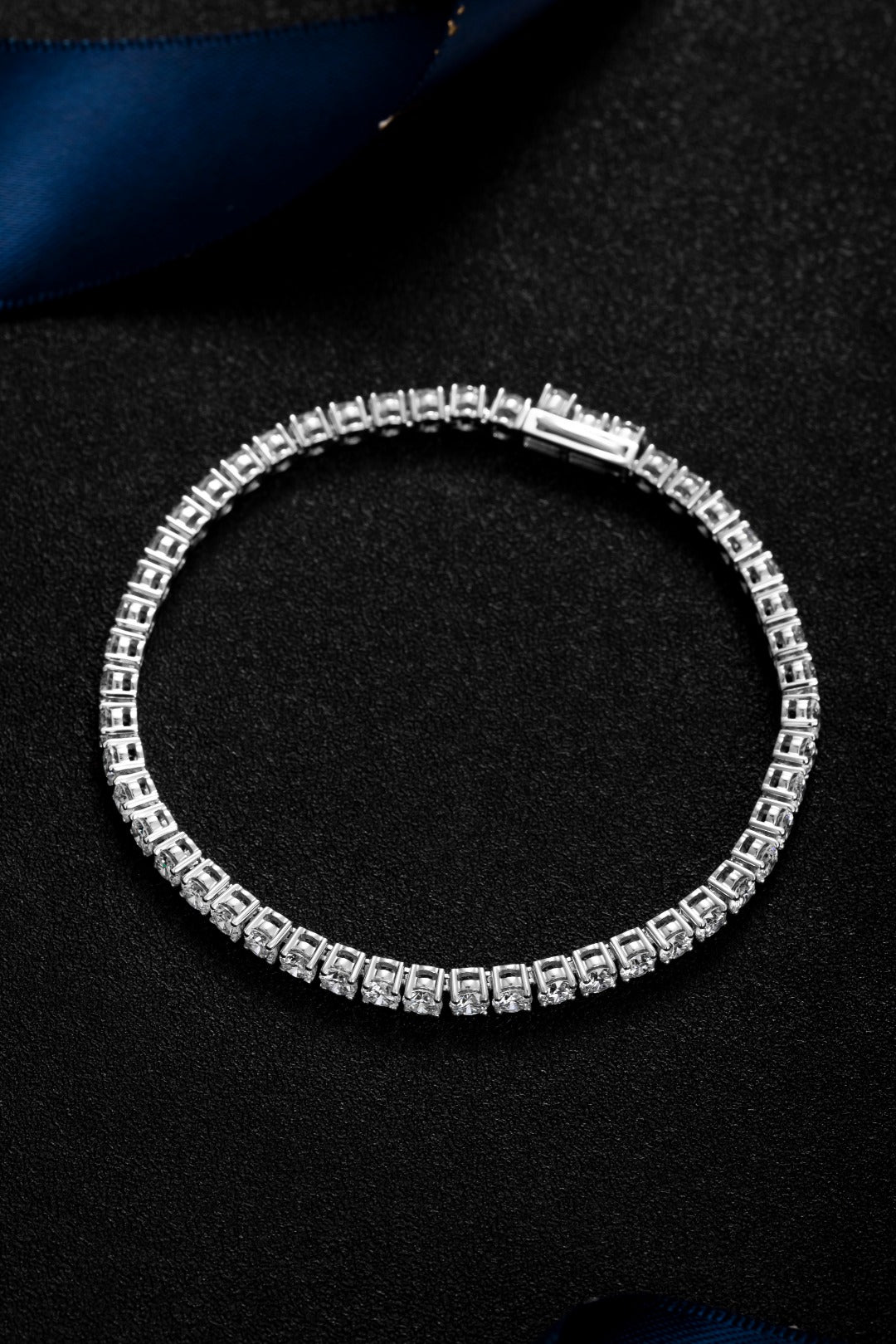 Serwa Jewellery | Timeless Radiance – 14K Gold Lab-Grown Diamond Bracelet