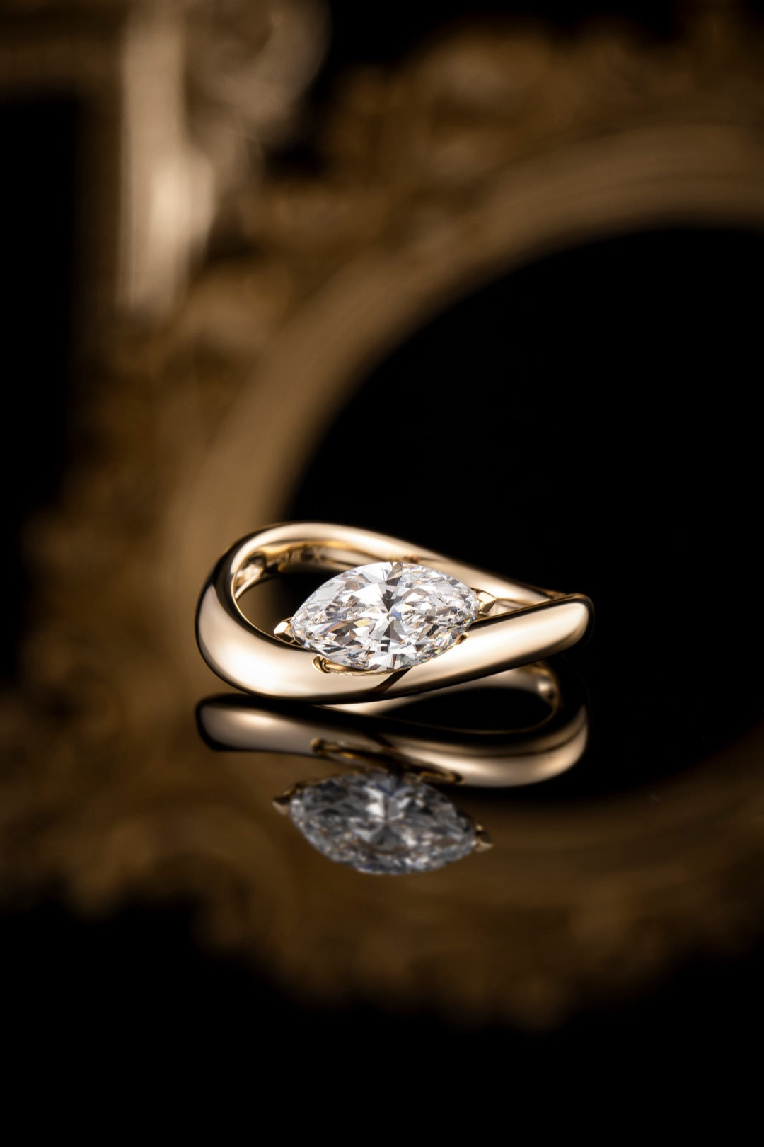 Serwa Jewellery | Elongated Grace – 14K Gold Lab-Grown Diamond Ring