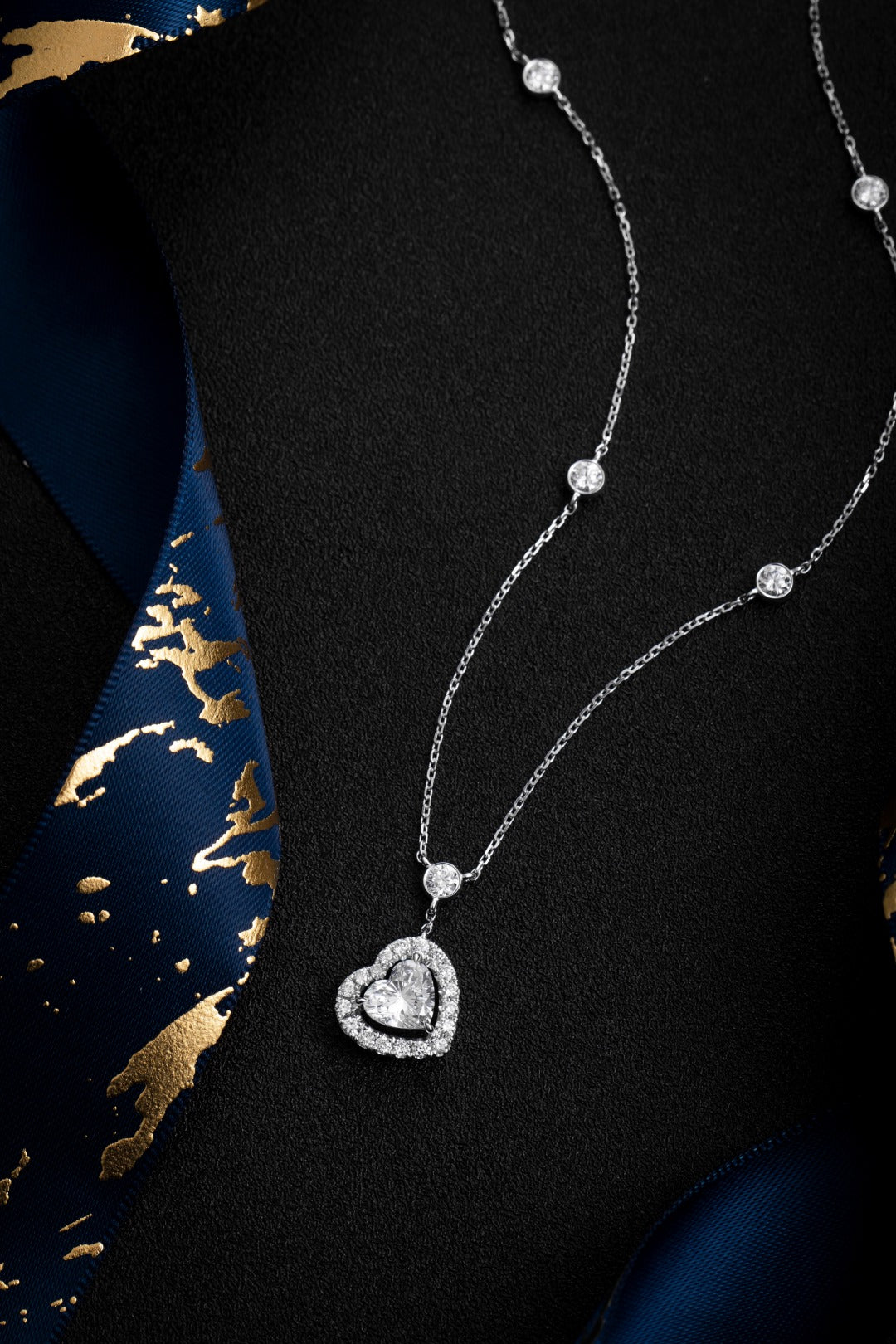 Serwa Jewellery | Eternal Embrace – PT950 Lab-Grown Diamond Necklace