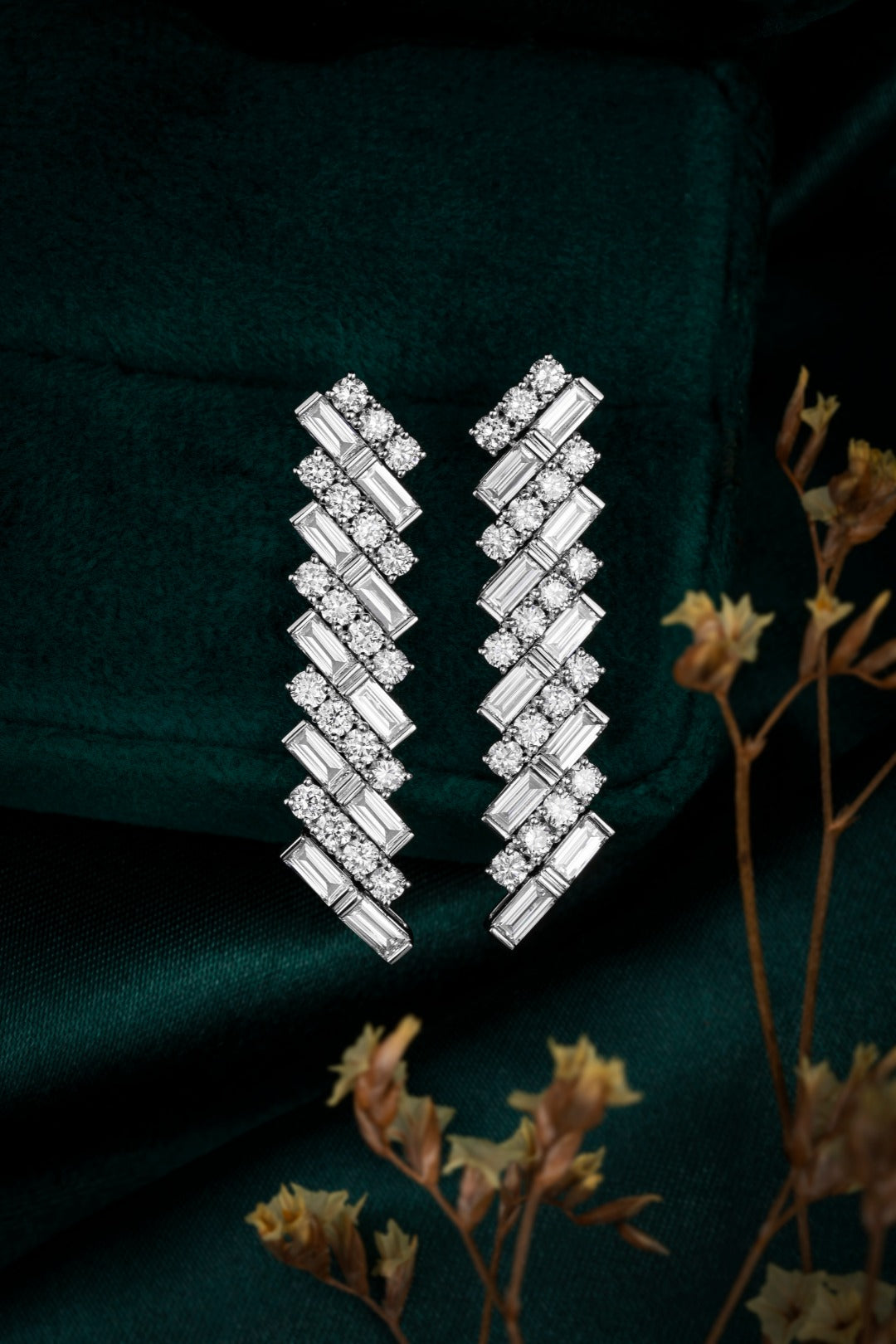 Serwa Jewellery | Architectural Cascade – PT900 Lab-Grown Diamond Earrings