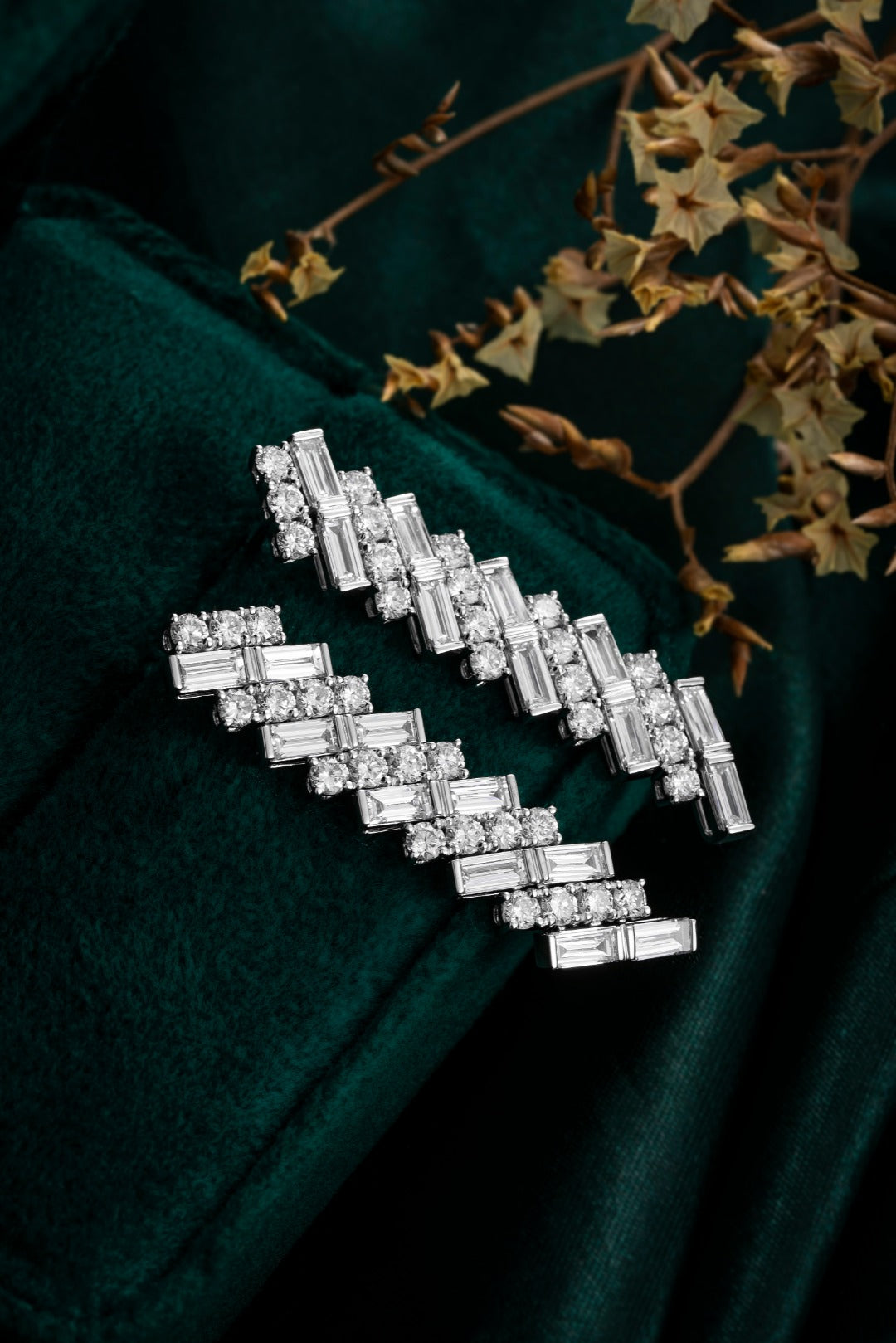 Serwa Jewellery | Architectural Cascade – PT900 Lab-Grown Diamond Earrings