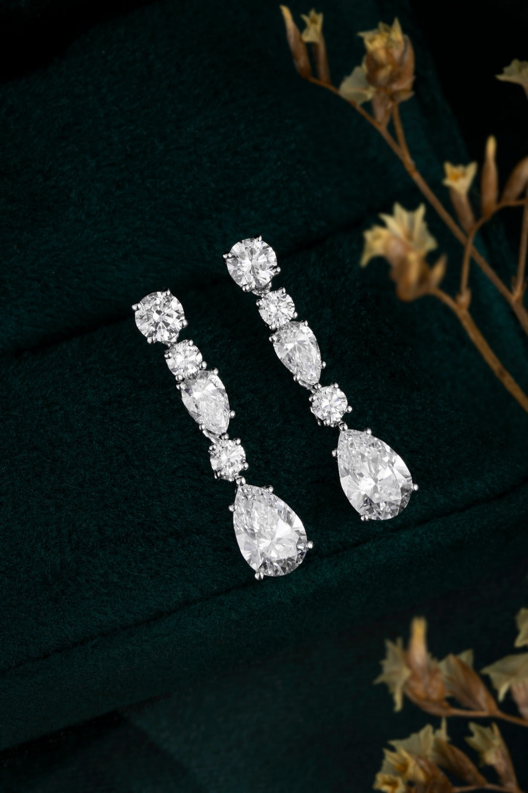 Serwa Jewellery | Luminous Drop – PT900 Lab-Grown Diamond Earrings