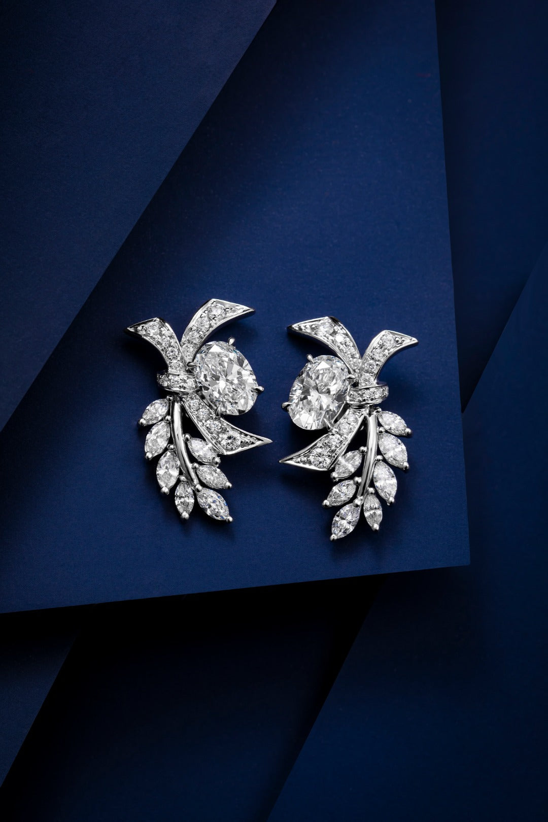 Serwa Jewellery | Botanical Flourish – PT900 Lab-Grown Diamond Stud Earrings