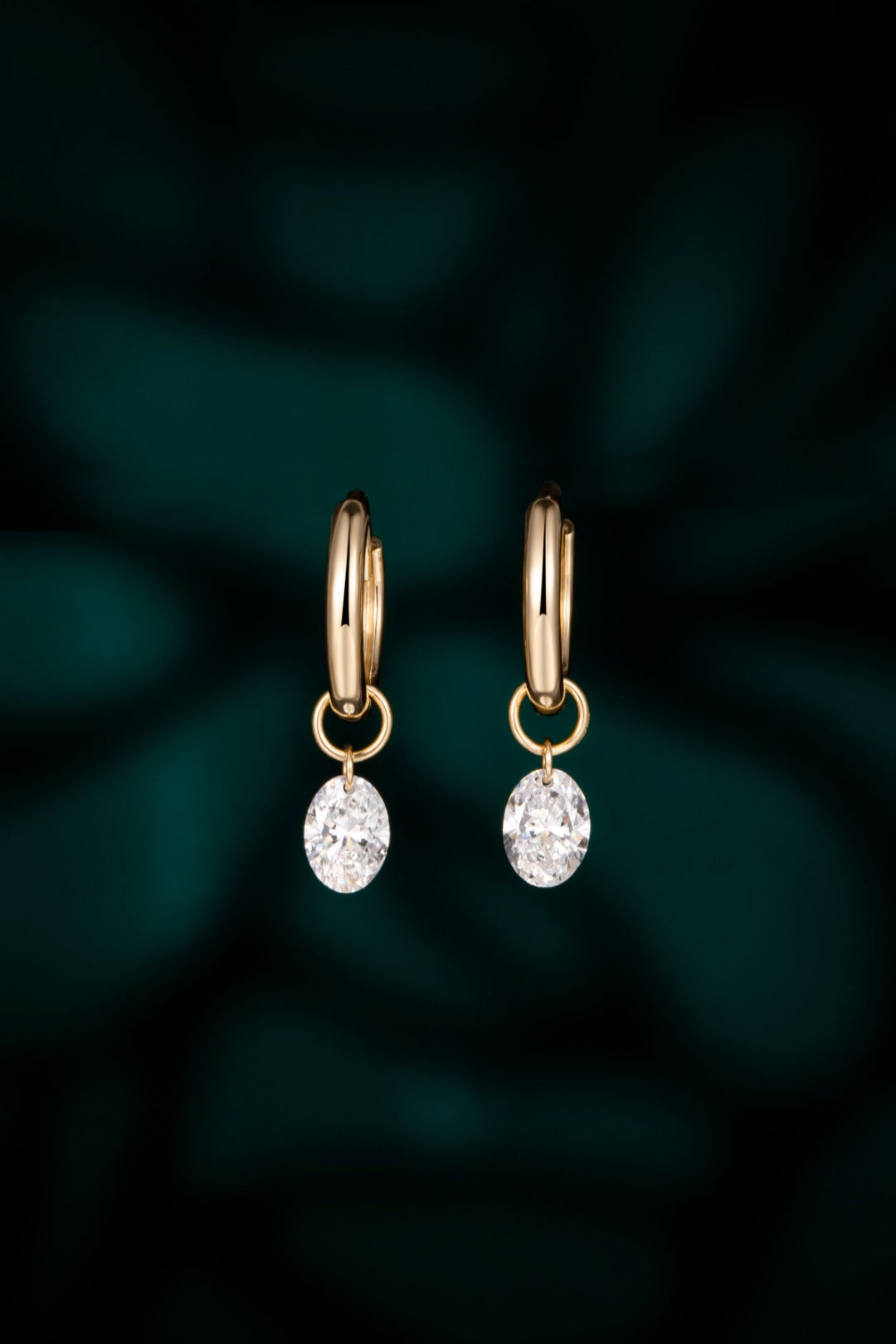 Serwa Jewellery | Luminous Drop – 14K Lab-Grown Diamond Hoop Earrings