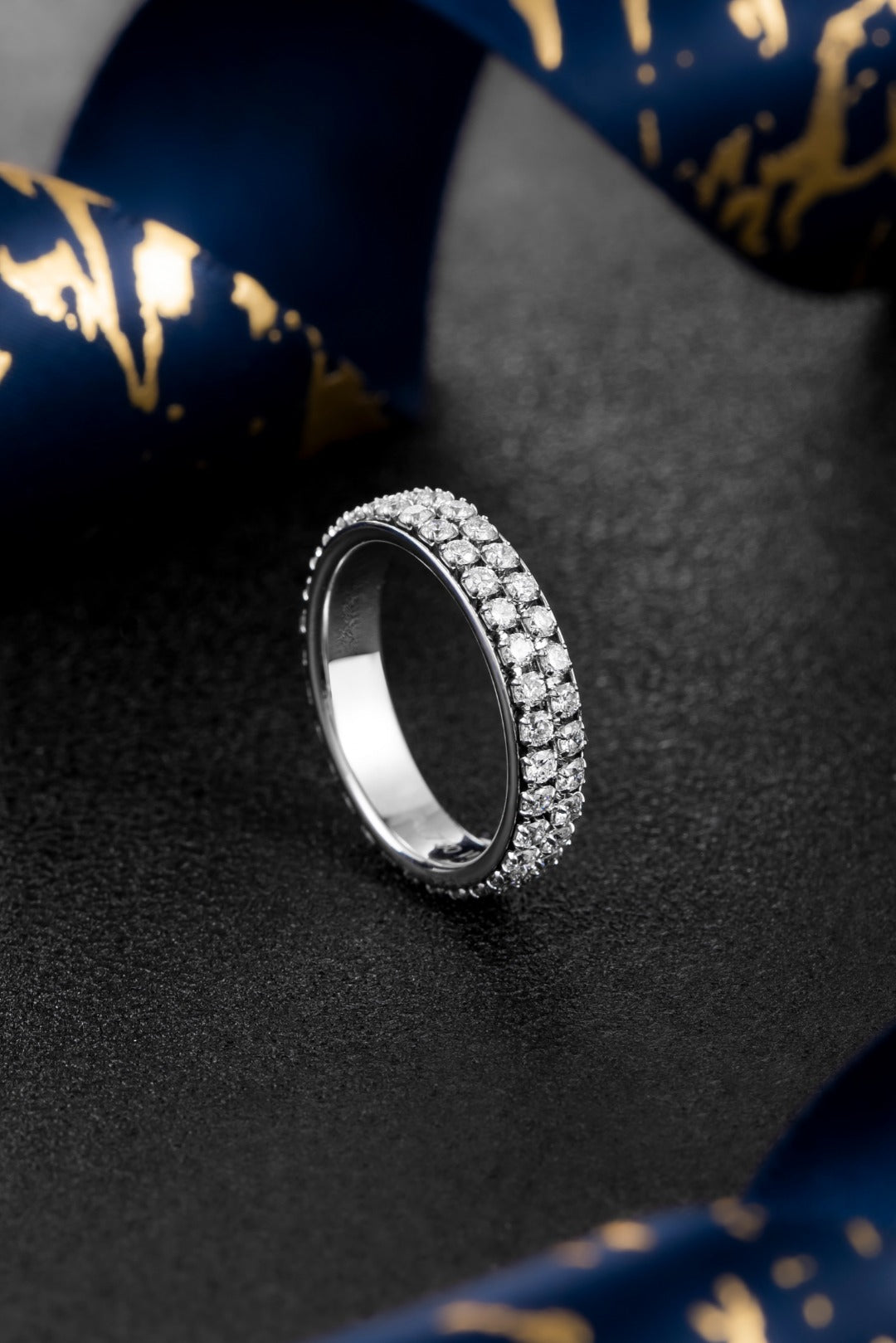 Serwa Jewellery | Luminous Band – 18K Lab-Grown Diamond Ring