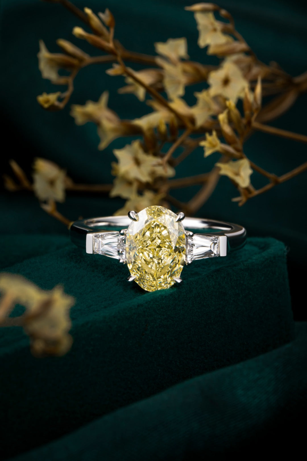 Serwa Jewellery | Golden Trinity – PT900 Lab-Grown Yellow Diamond Ring