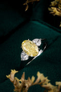 Serwa Jewellery | Golden Balance – PT900 Lab-Grown Yellow Diamond Ring