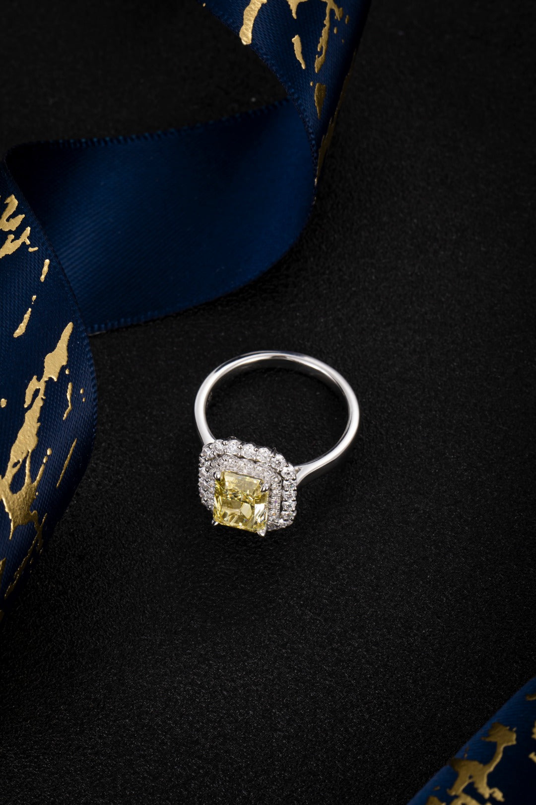 Serwa Jewellery | Golden Radiance – PT900 Lab-Grown Yellow Diamond Ring