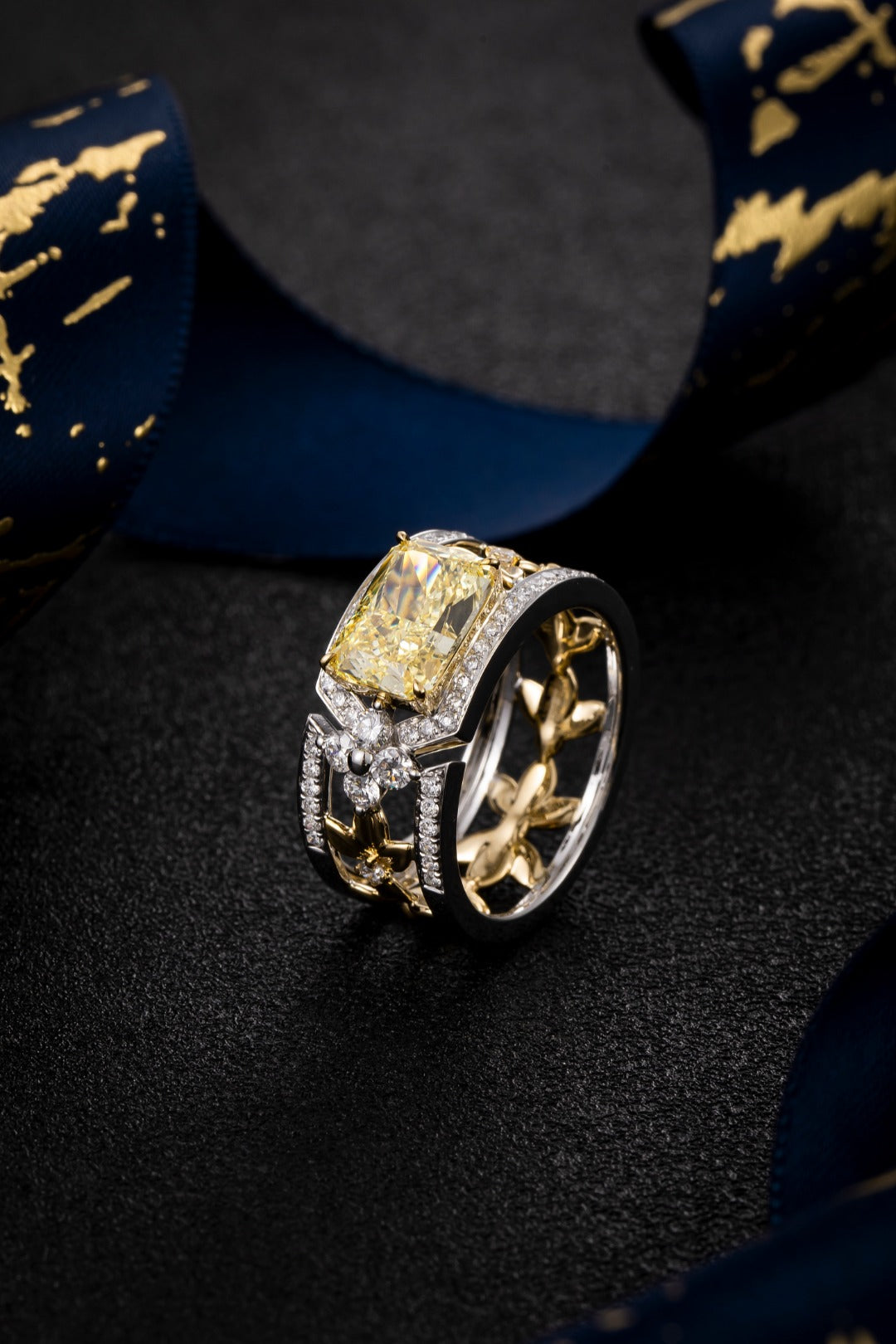 Serwa Jewellery | Golden Crown – 14K Lab-Grown Yellow Diamond Ring