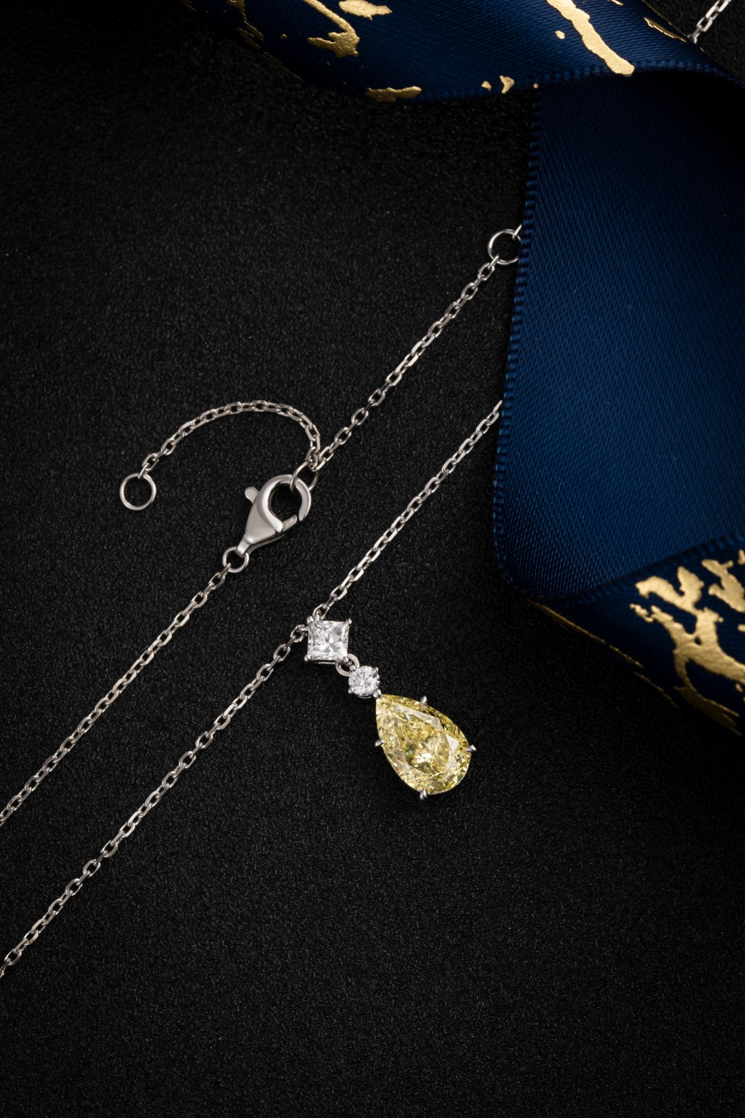 Serwa Jewellery | Golden Drop – PT950 Lab-Grown Yellow Diamond Necklace