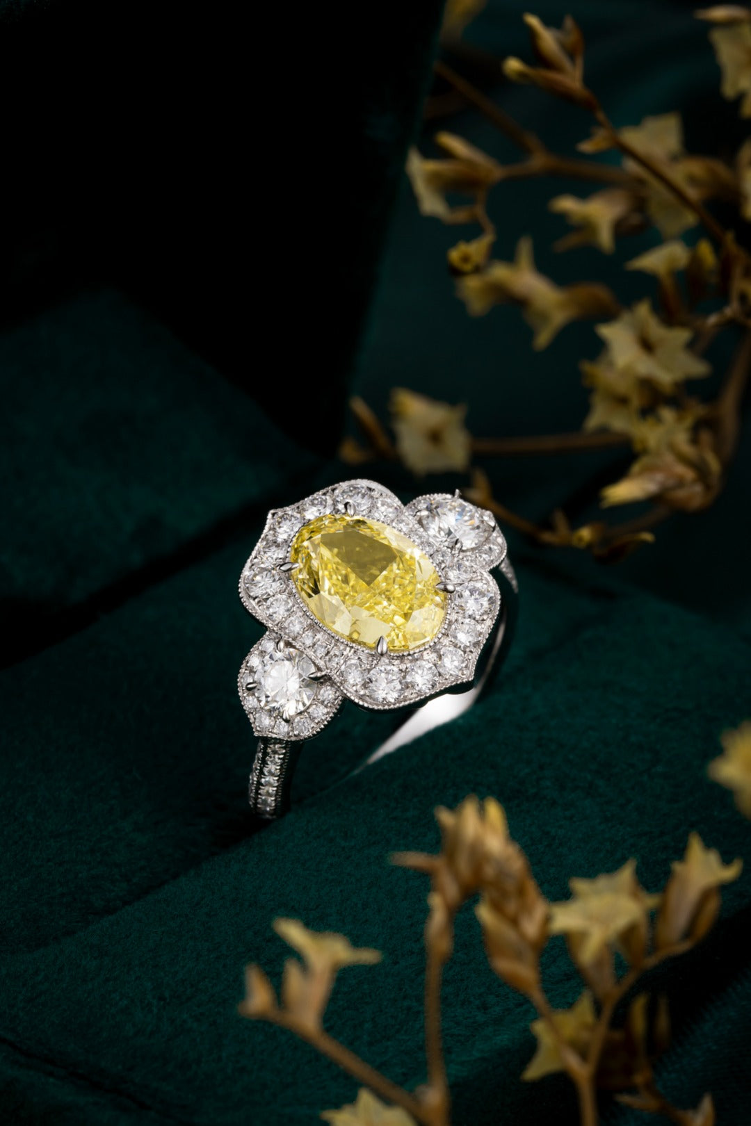 Serwa Jewellery | Golden Blossom – PT900 Lab-Grown Yellow Diamond Ring