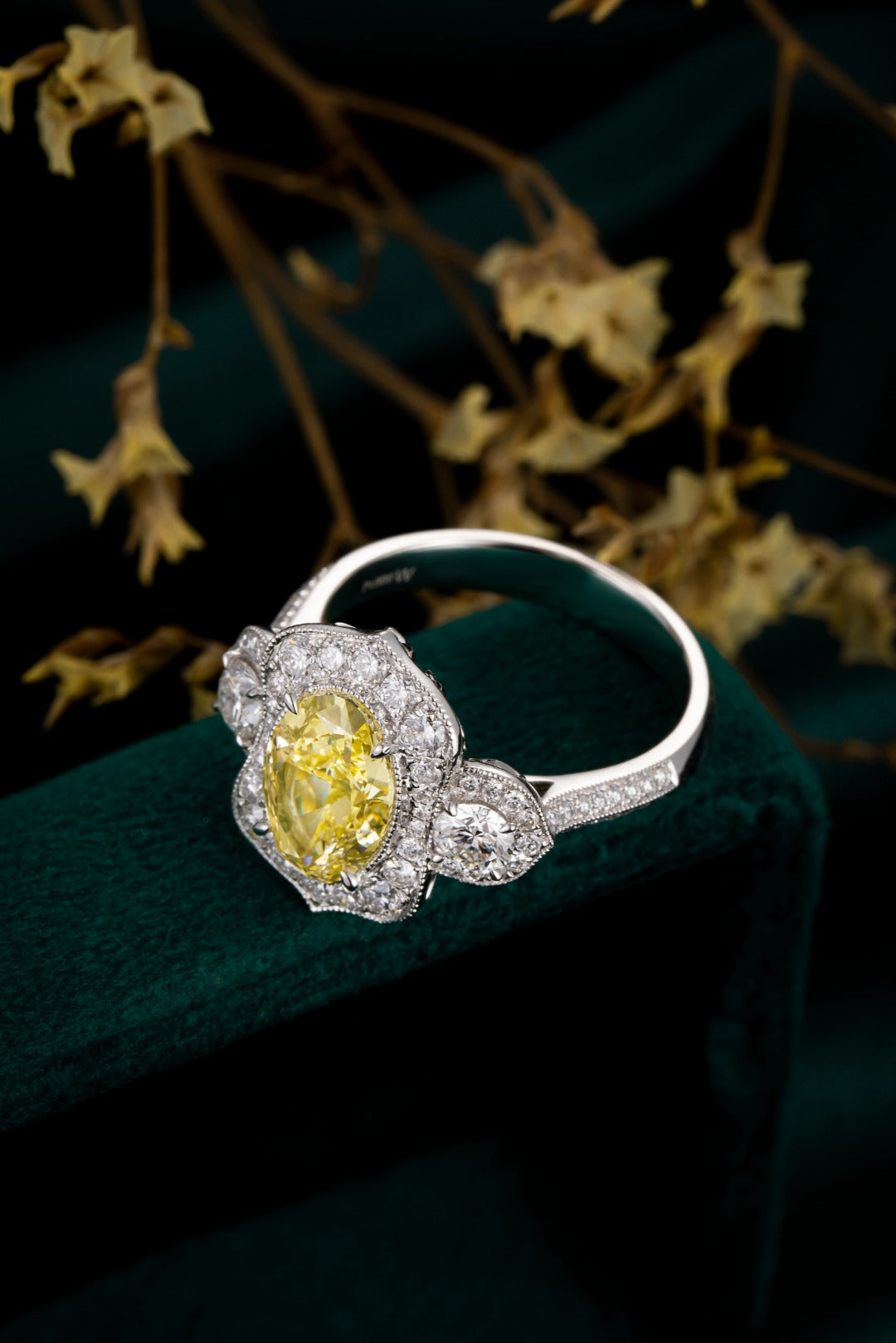 Serwa Jewellery | Golden Blossom – PT900 Lab-Grown Yellow Diamond Ring