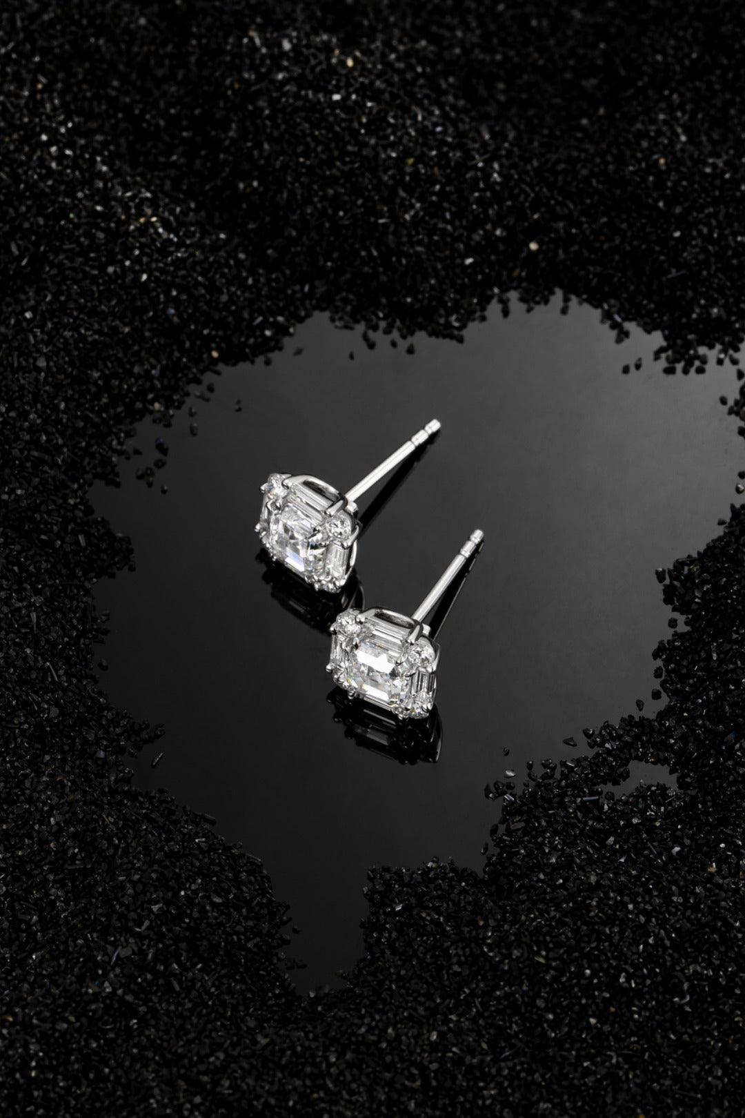 Serwa Jewellery | Asscher Brilliance – 14K Lab-Grown Diamond Stud Earrings