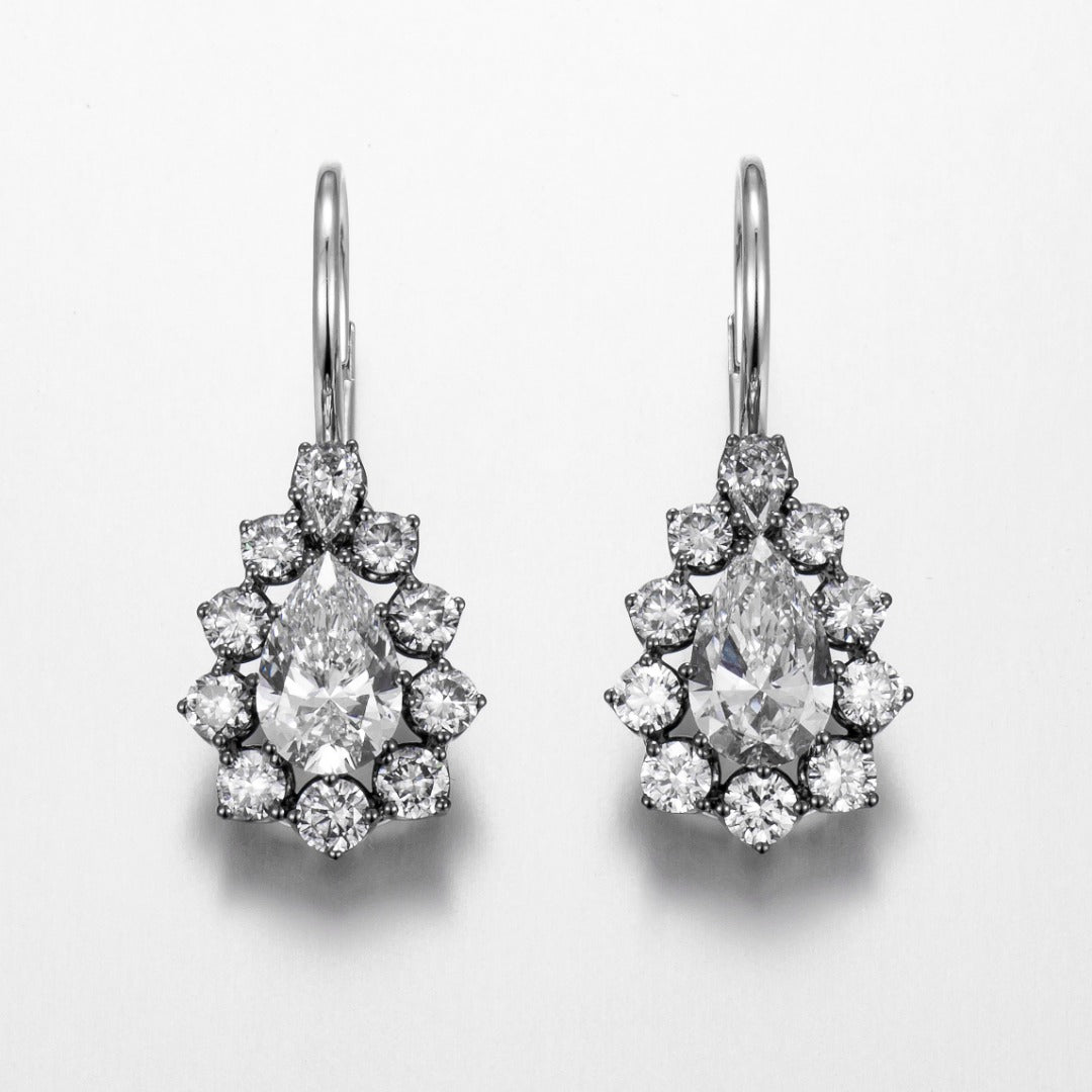 Serwa Jewellery | Radiant Drop – 14K Lab-Grown Diamond Earrings