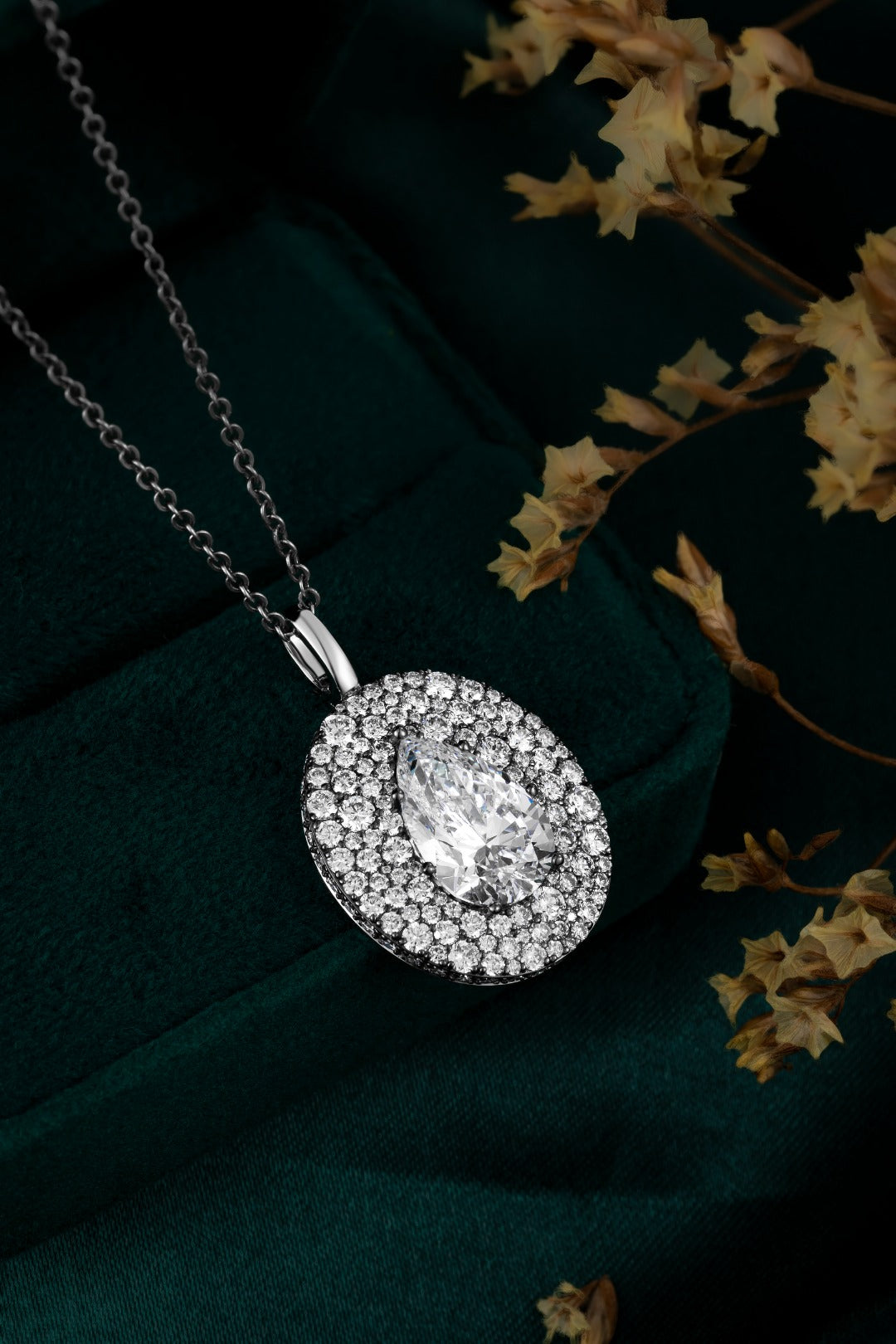Serwa Jewellery | Halo Grandeur – PT900 Lab-Grown Diamond Pendant
