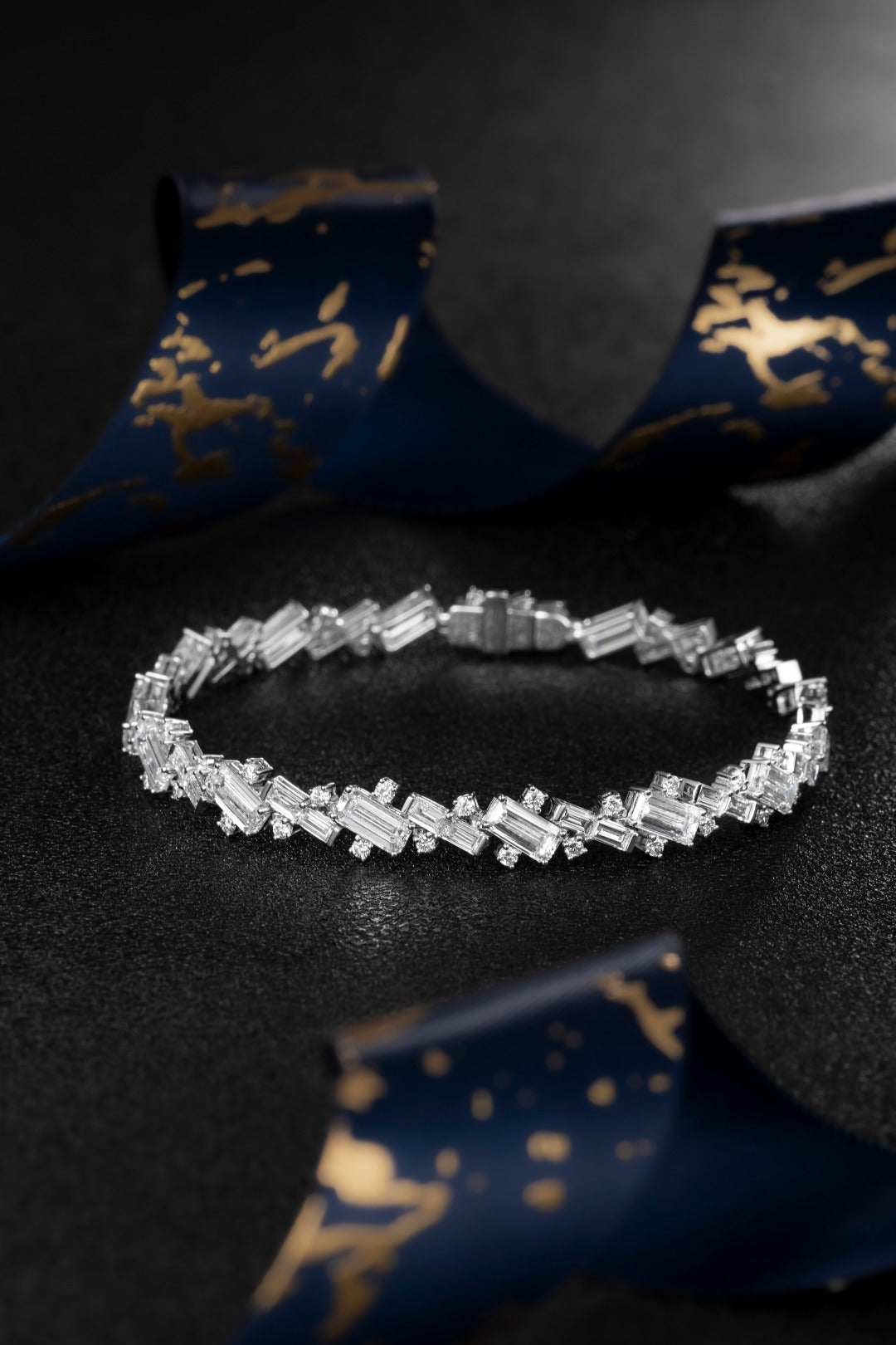 Serwa Jewellery | Architectural Rhythm – 14K Lab-Grown Diamond Bracelet