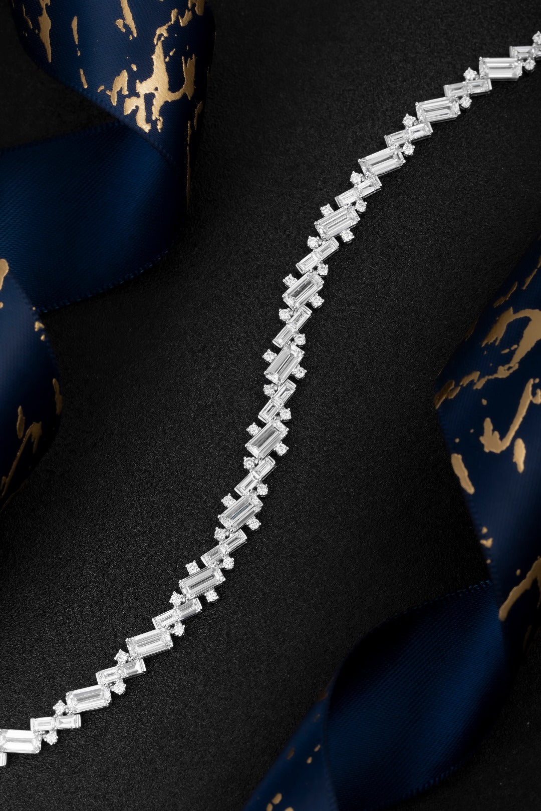 Serwa Jewellery | Architectural Rhythm – 14K Lab-Grown Diamond Bracelet