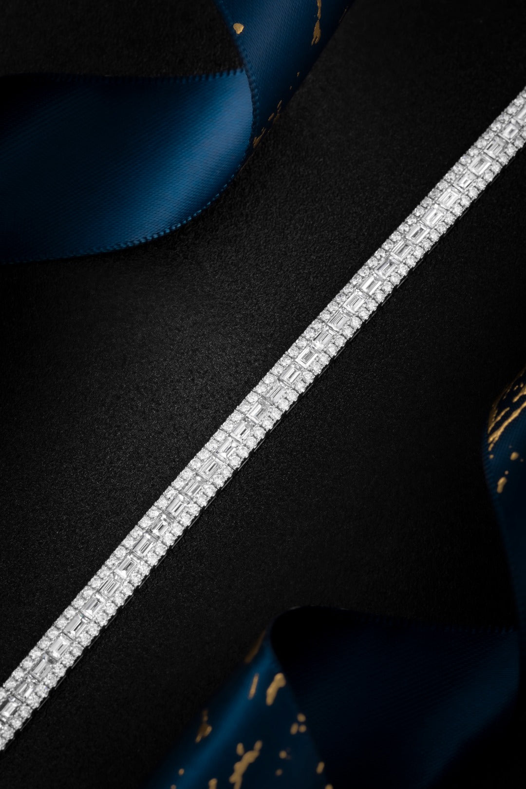 Serwa Jewellery | Structured Radiance – 14K Lab-Grown Diamond Bracelet