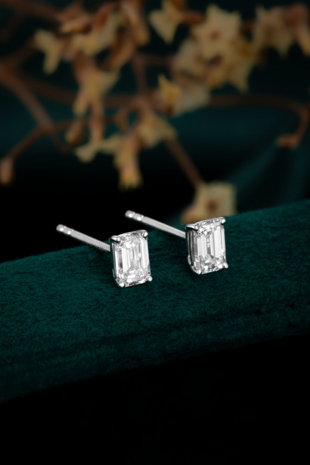 Serwa Jewellery | Refined Emerald – PT950 Lab-Grown Diamond Stud Earrings