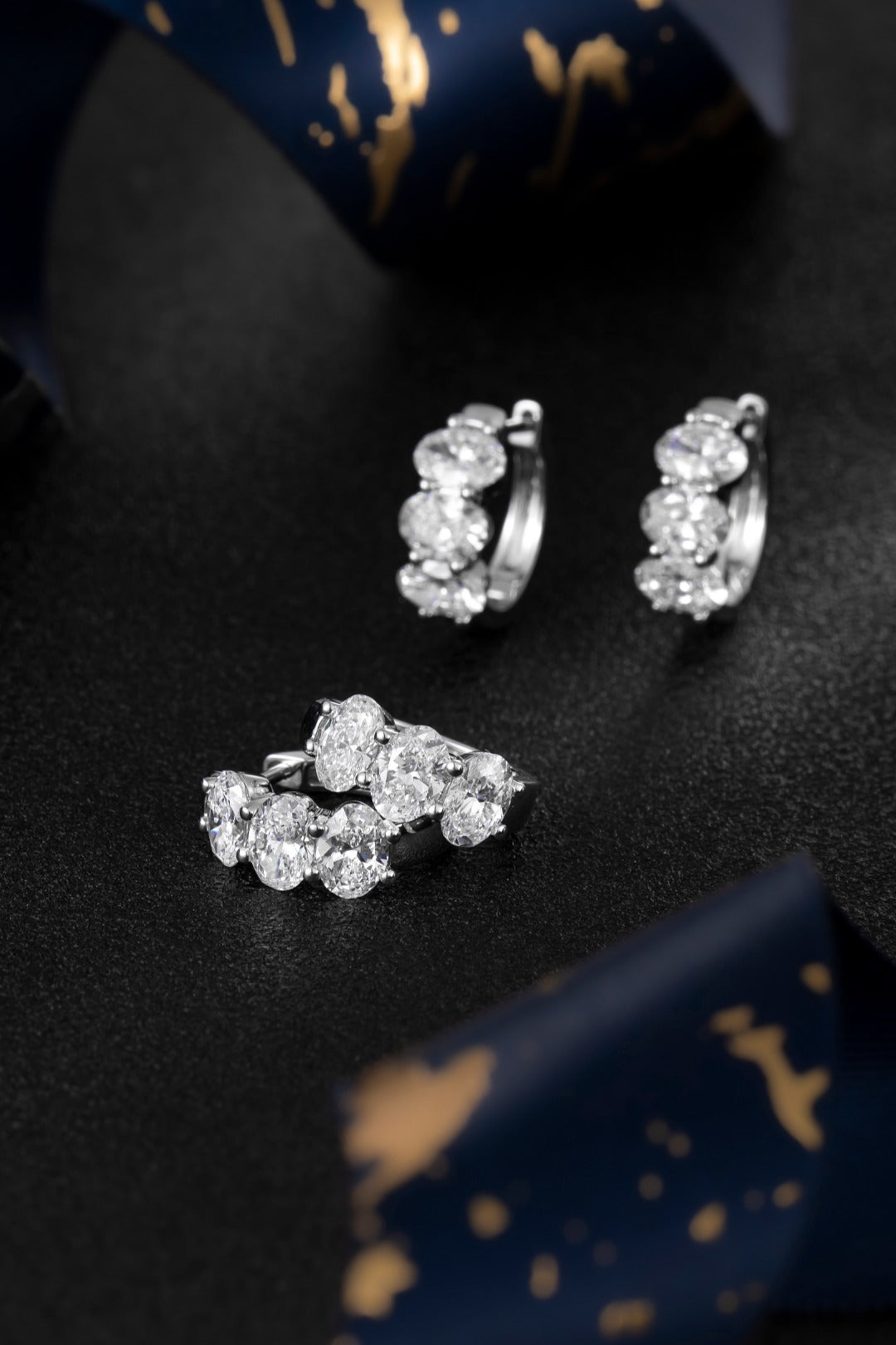 Serwa Jewellery | Radiant Curve – 14K Lab-Grown Diamond Hoop Earrings
