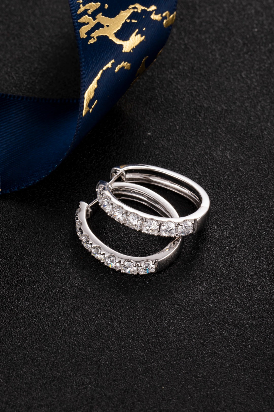 Serwa Jewellery | Classic Brilliance – 14K Lab-Grown Diamond Hoop Earrings
