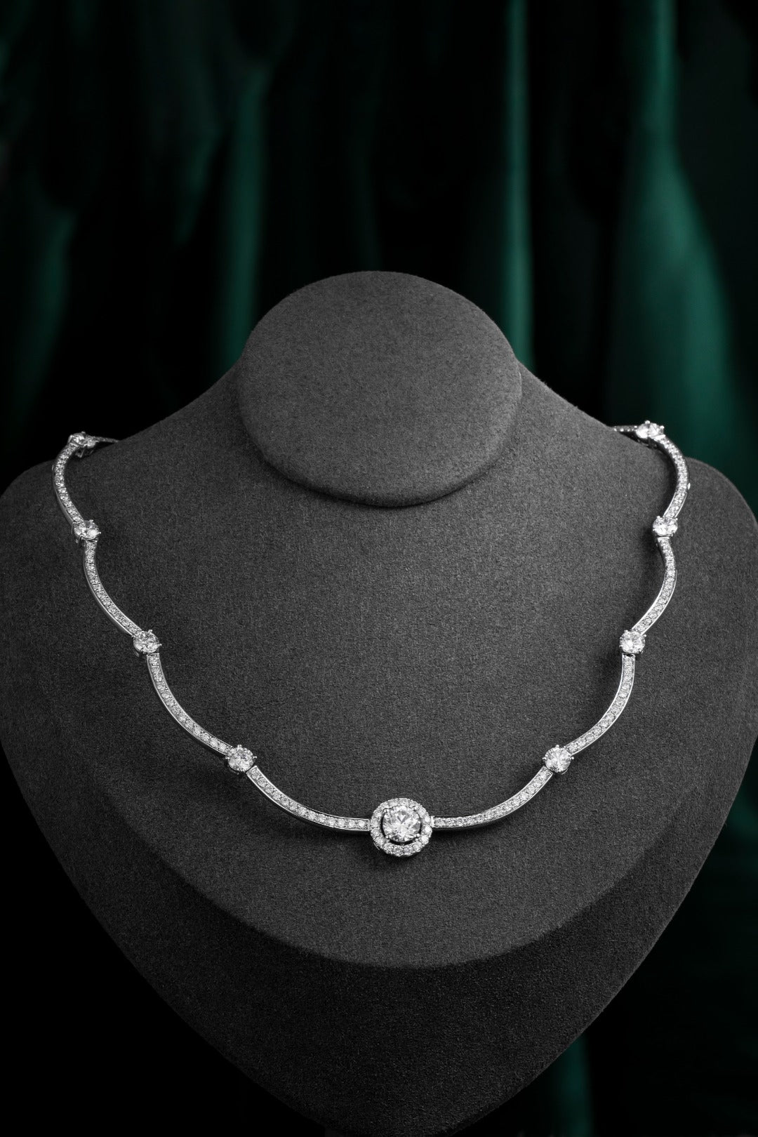 Serwa Jewellery | Halo Wave – 14K Lab-Grown Diamond Necklace