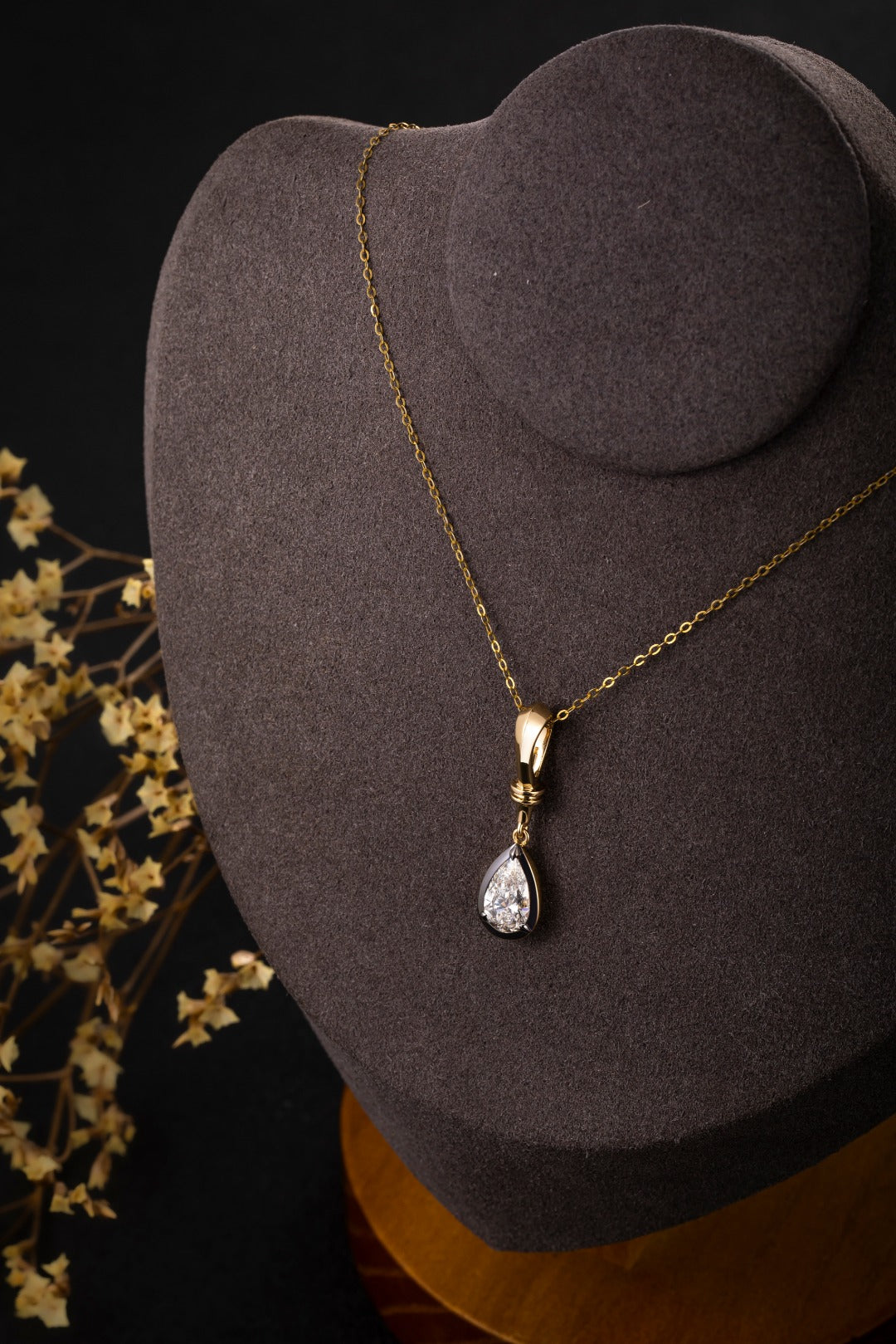 Serwa Jewellery | Pure Teardrop – 14K Lab-Grown Diamond Pendant