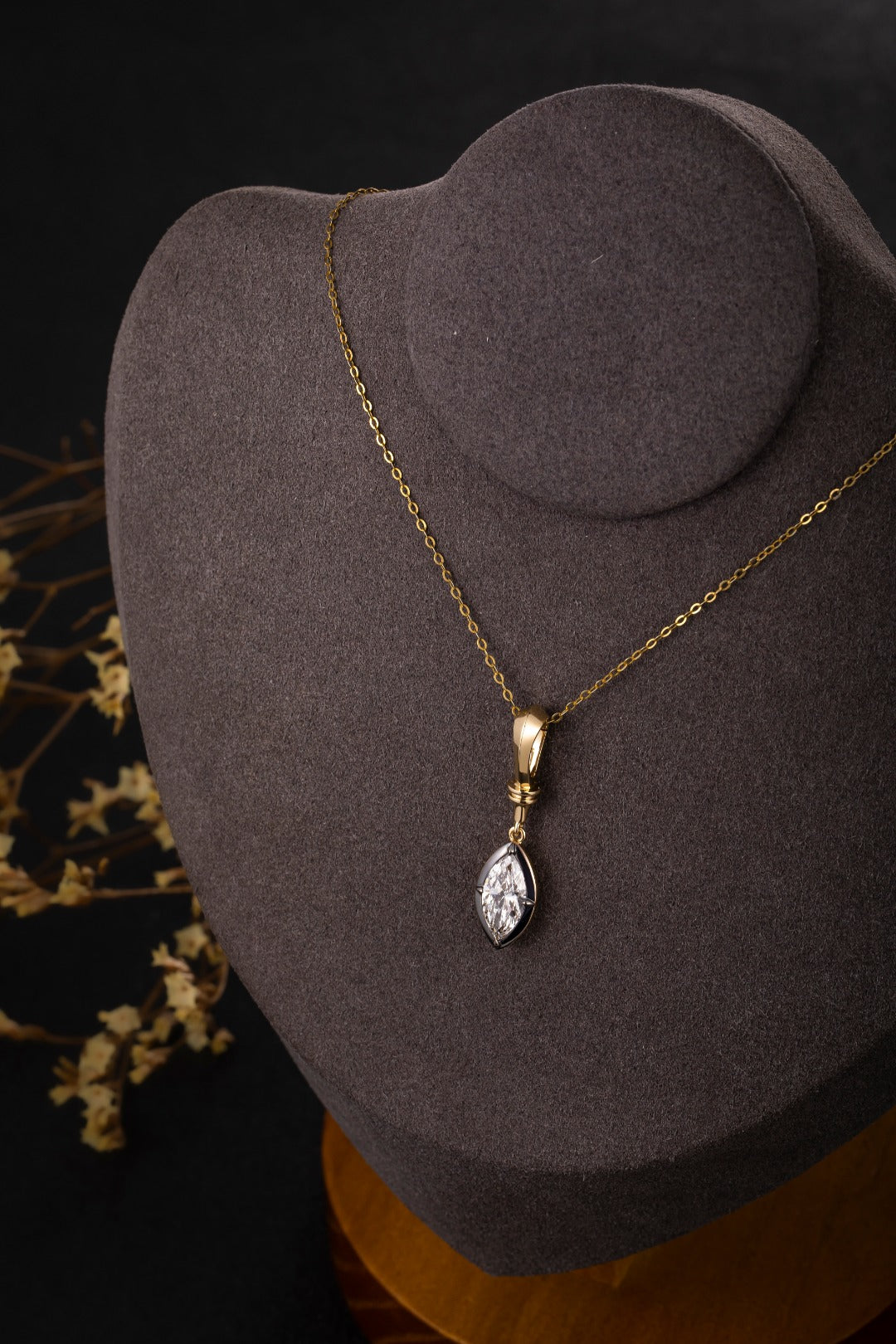 Serwa Jewellery | Marquise Poise – 14K Lab-Grown Diamond Pendant