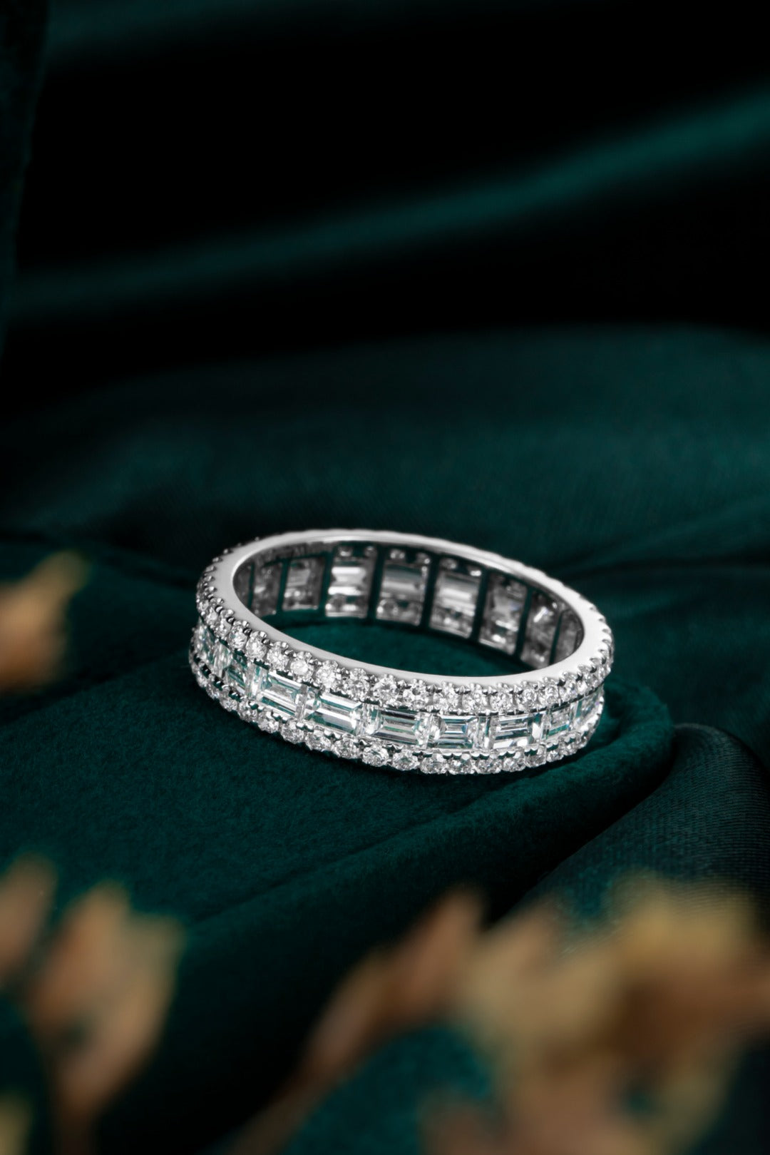 Serwa Jewellery | Pavé Continuum – 14K Lab-Grown Diamond Ring